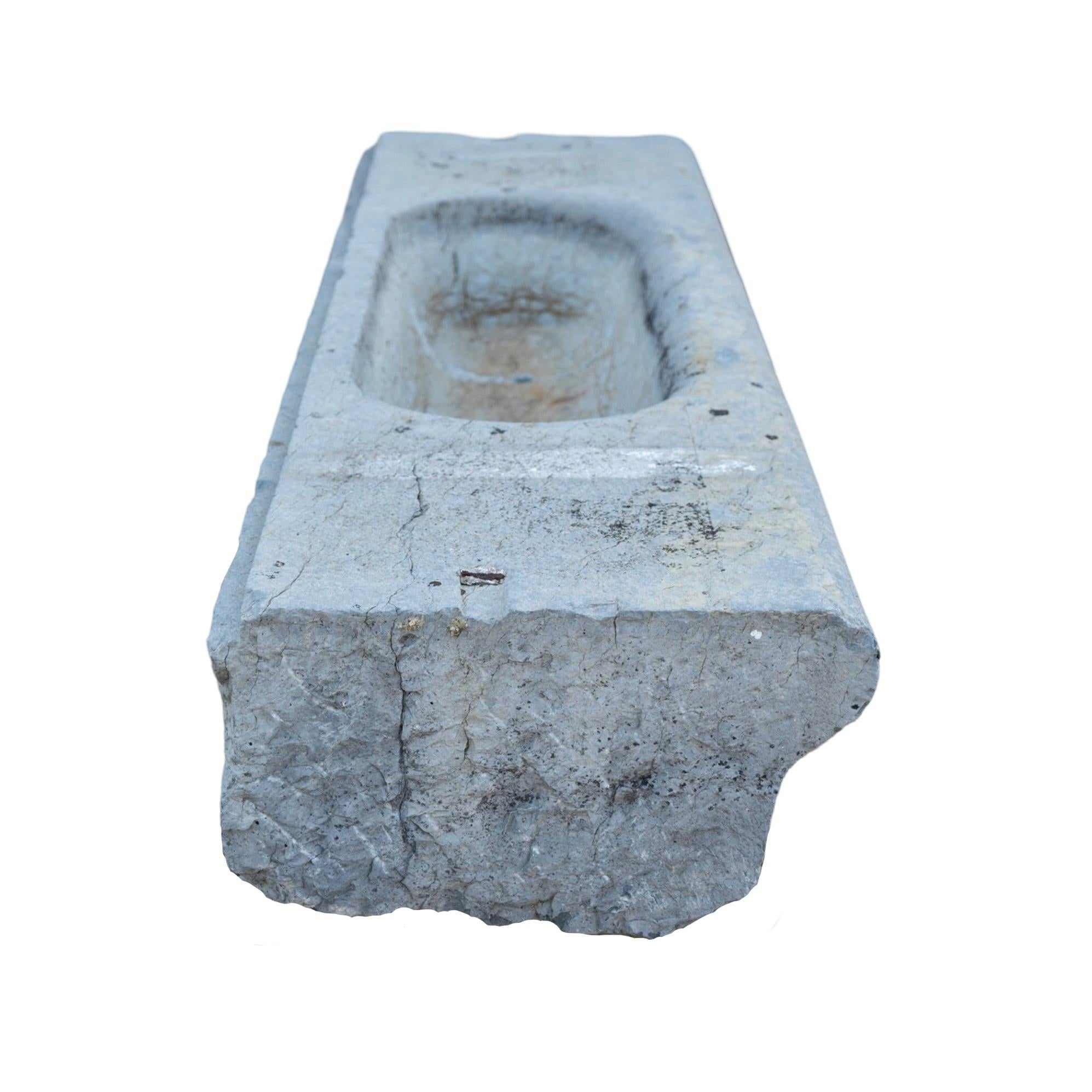Antiker belgischer Blaustein-Trog aus Stein (18. Jahrhundert und früher) im Angebot