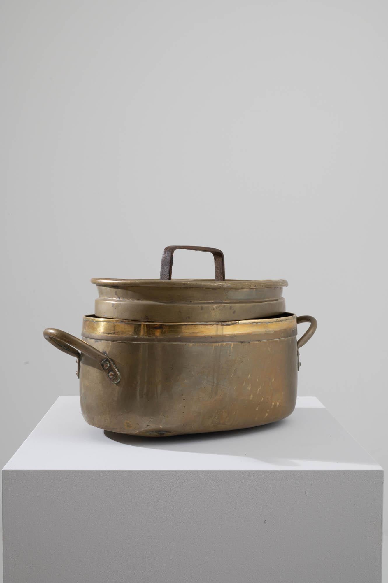 Antique Belgian Brass Cooking Pot with Lid In Good Condition For Sale In High Point, NC