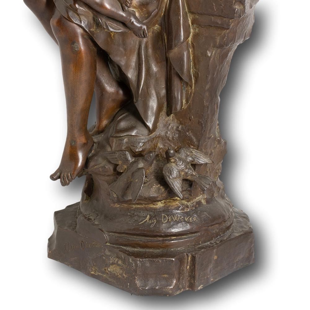 Antica figura belga in bronzo Fleur d'amour di Auguste de Wever in vendita 4