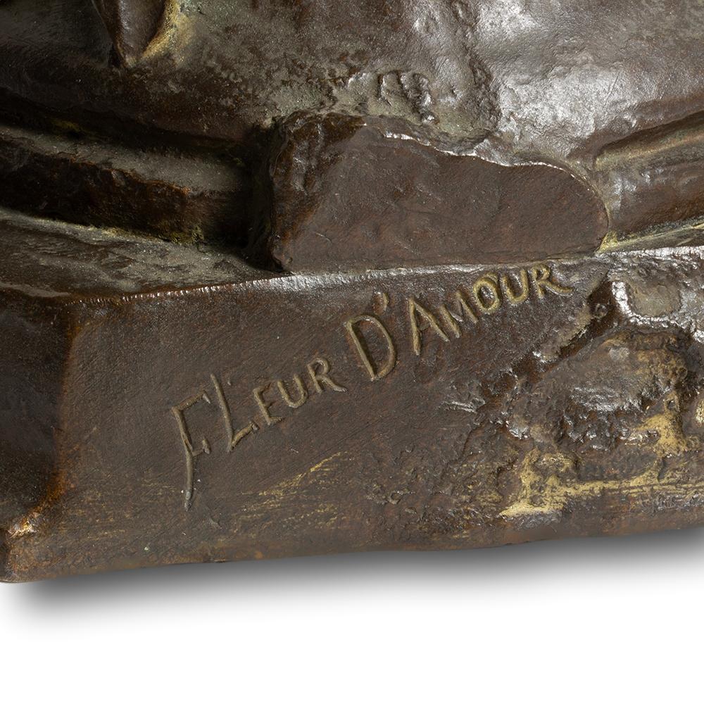 Antica figura belga in bronzo Fleur d'amour di Auguste de Wever in vendita 7
