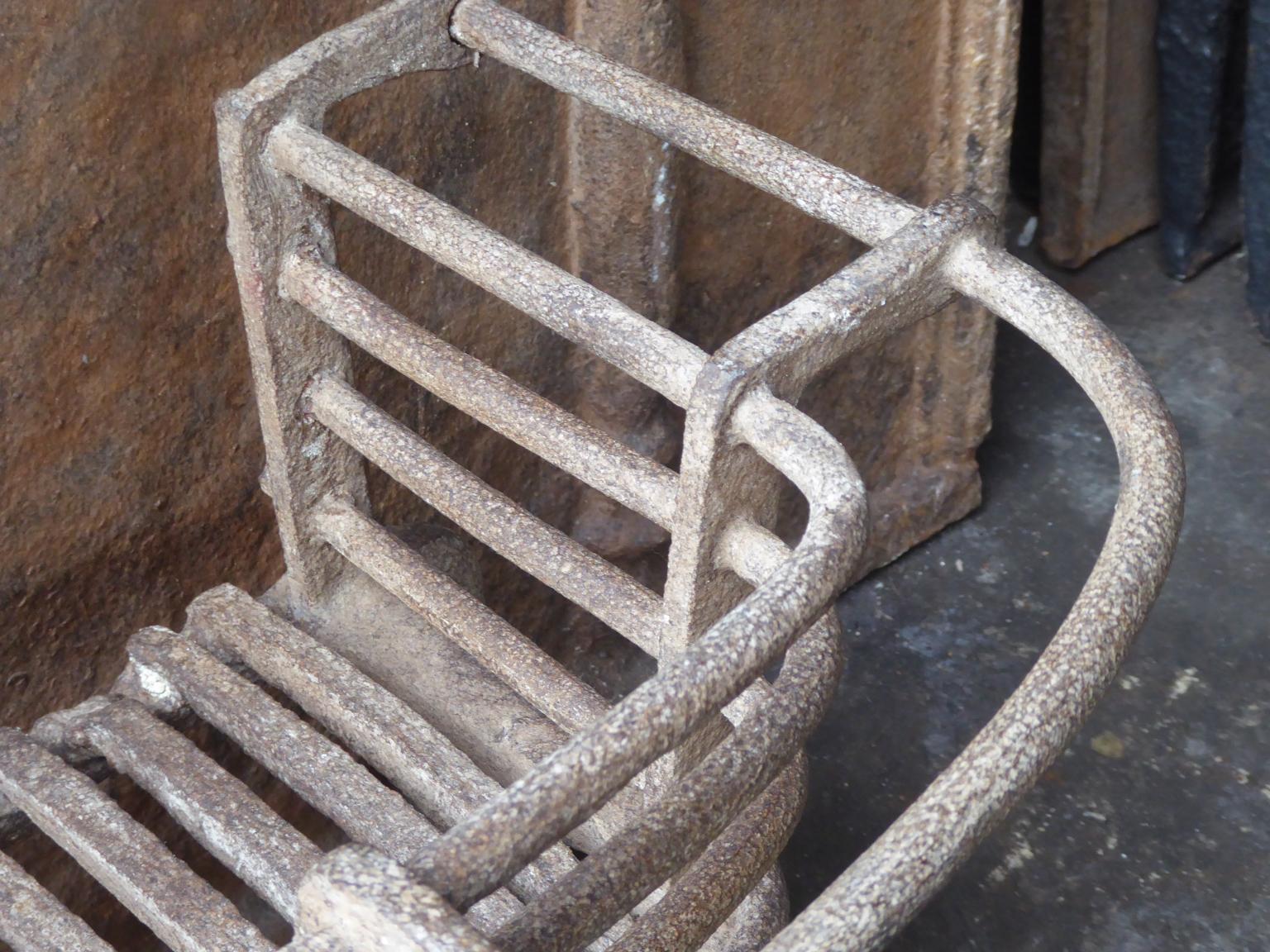 Antique Belgian Fireplace Grate, 17th-18th Century For Sale 6