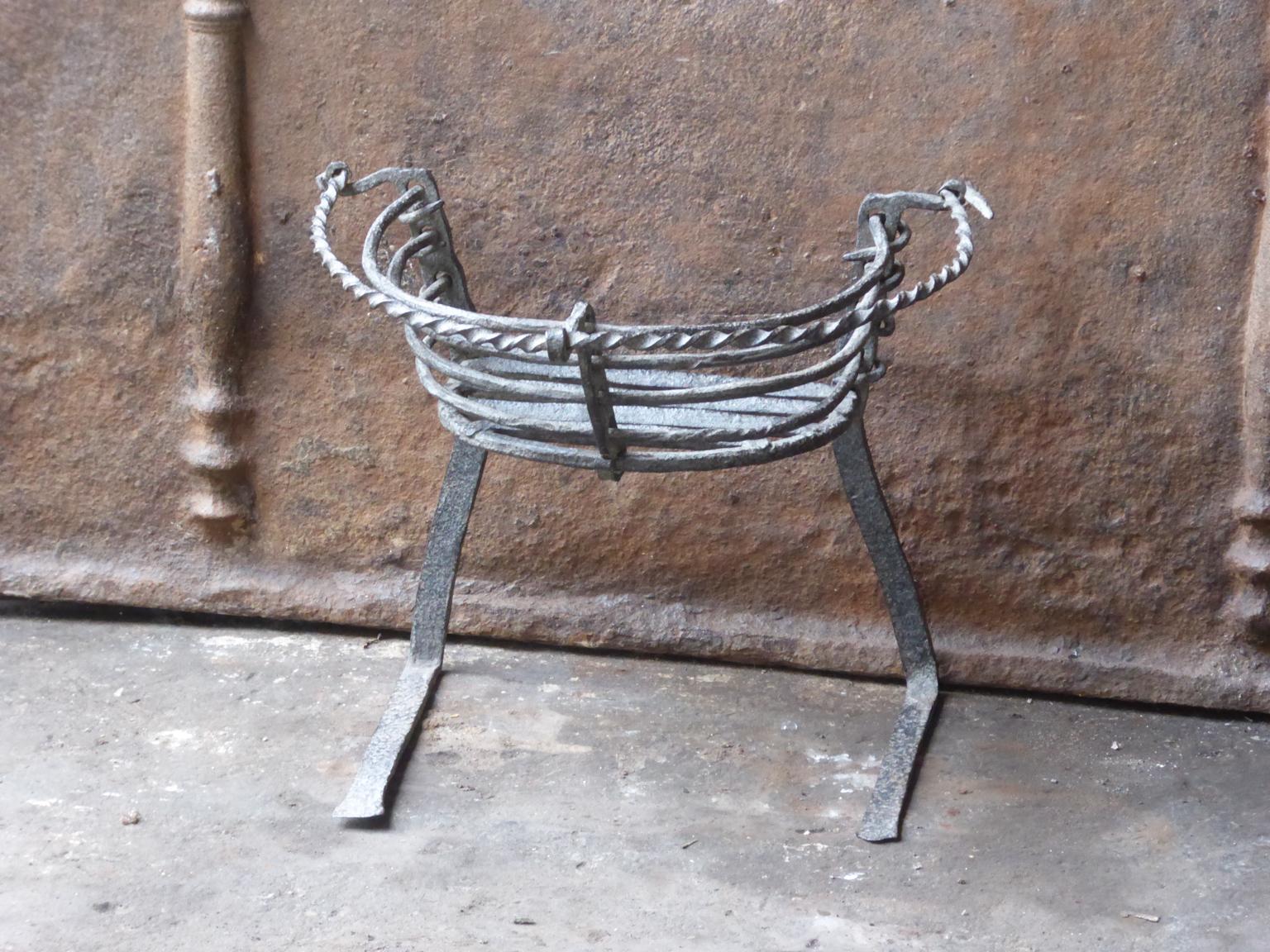 Antique Belgian Fireplace Grate, 17th - 18th Century In Good Condition For Sale In Amerongen, NL
