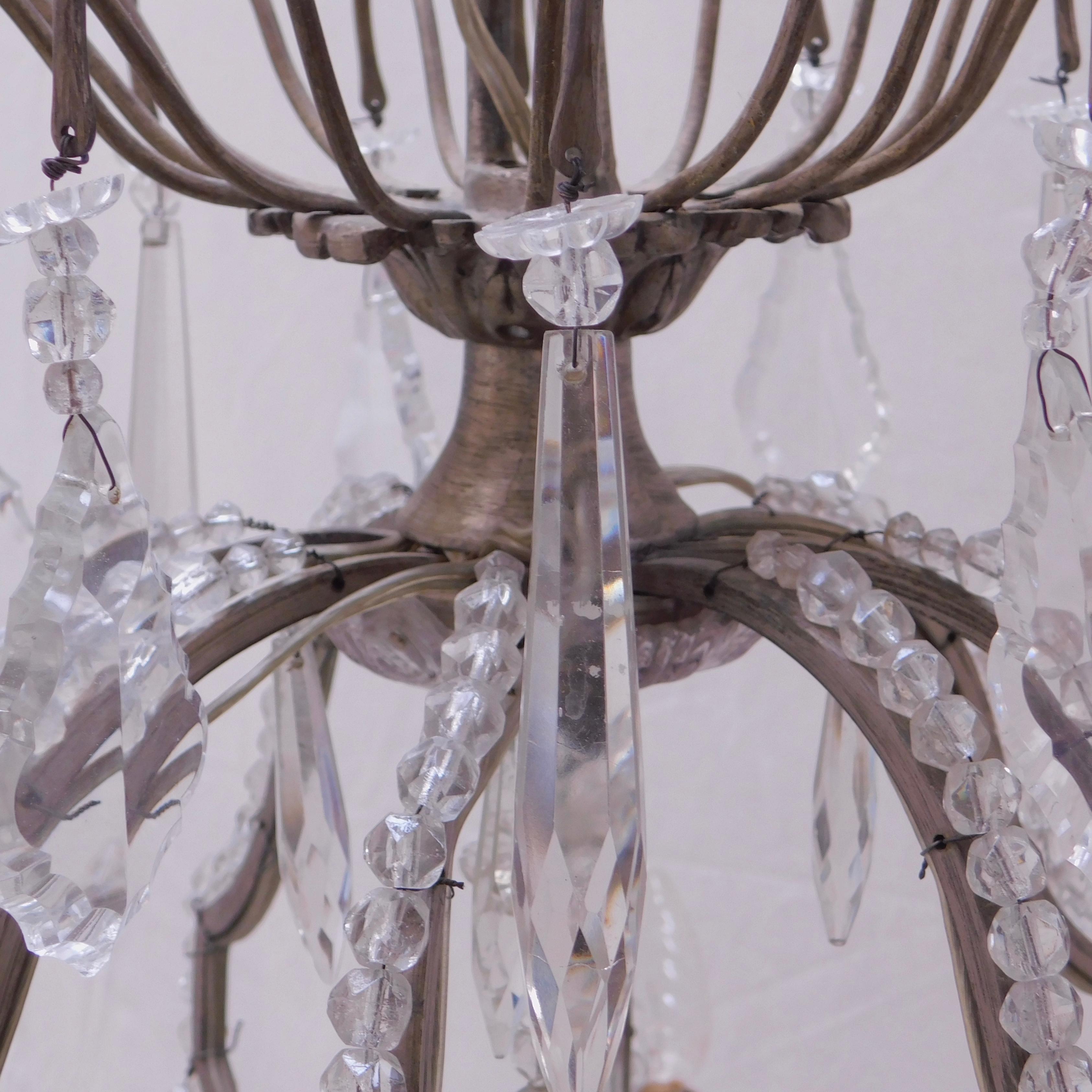 Antique Belgian Glass Beaded and Crystal Prism Eight-Arm Chandelier In Good Condition For Sale In Antwerp, BE