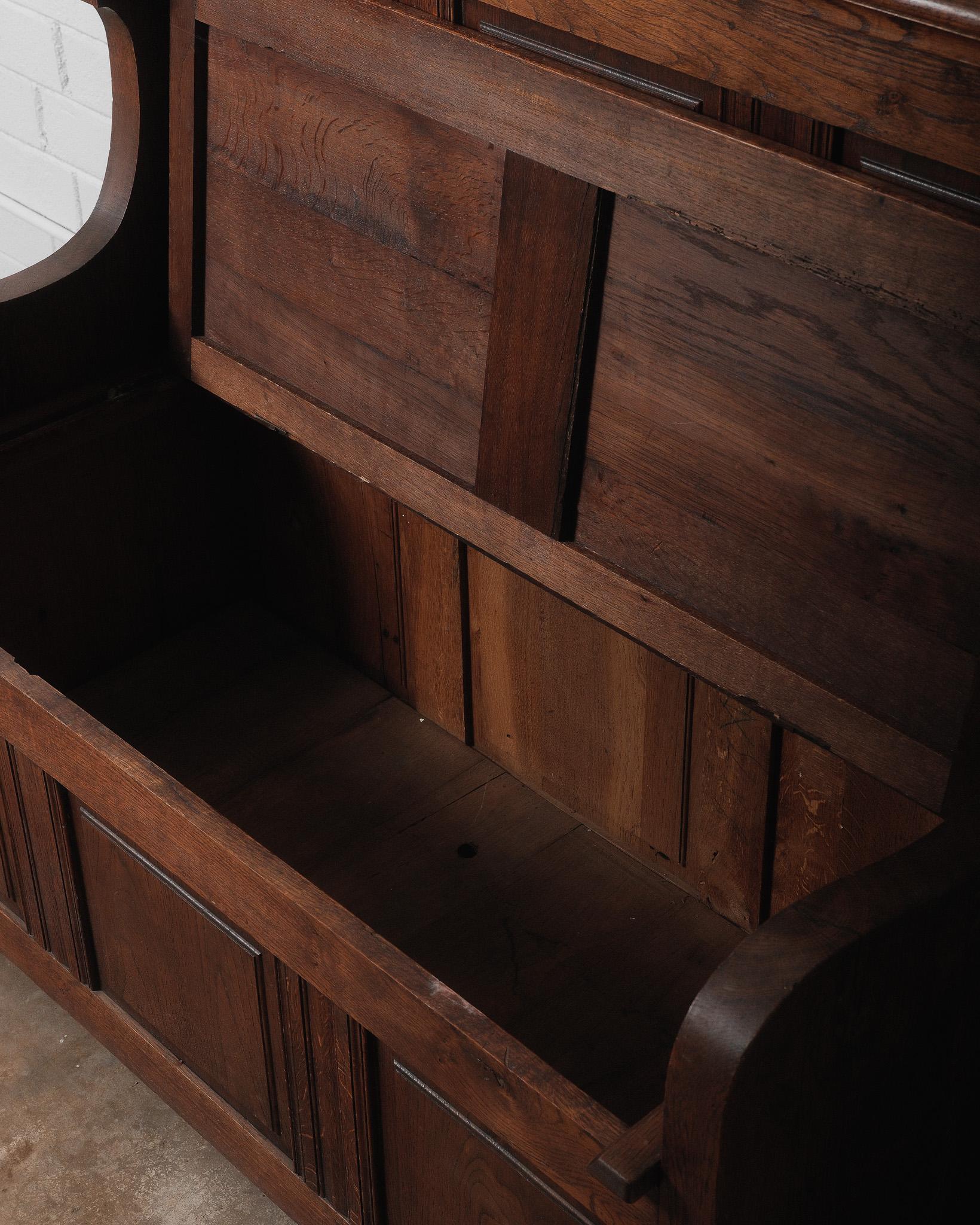 Antique Belgian Oak Settle Bench Circa. 1920s For Sale 2