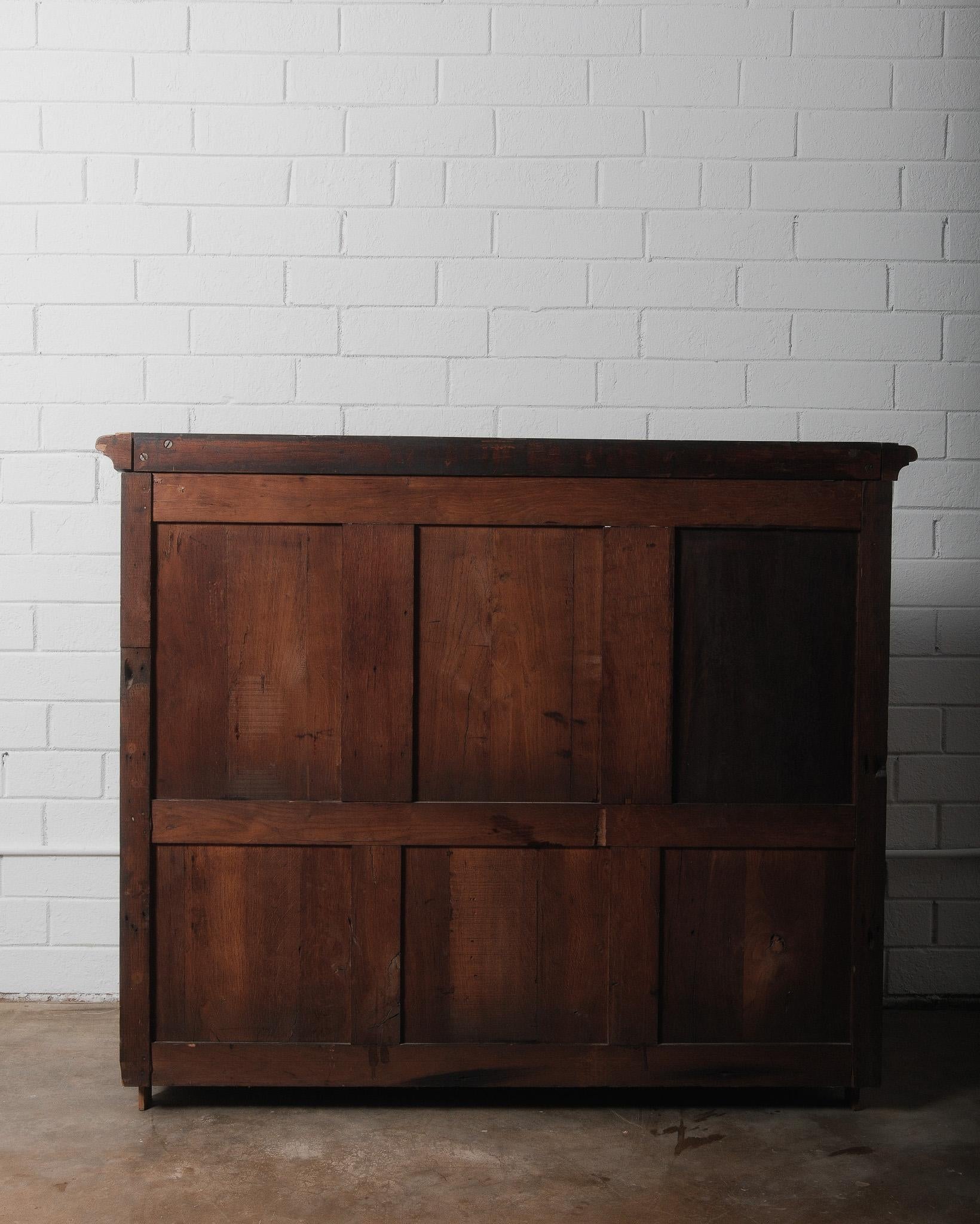 Antique Belgian Oak Settle Bench Circa. 1920s For Sale 3
