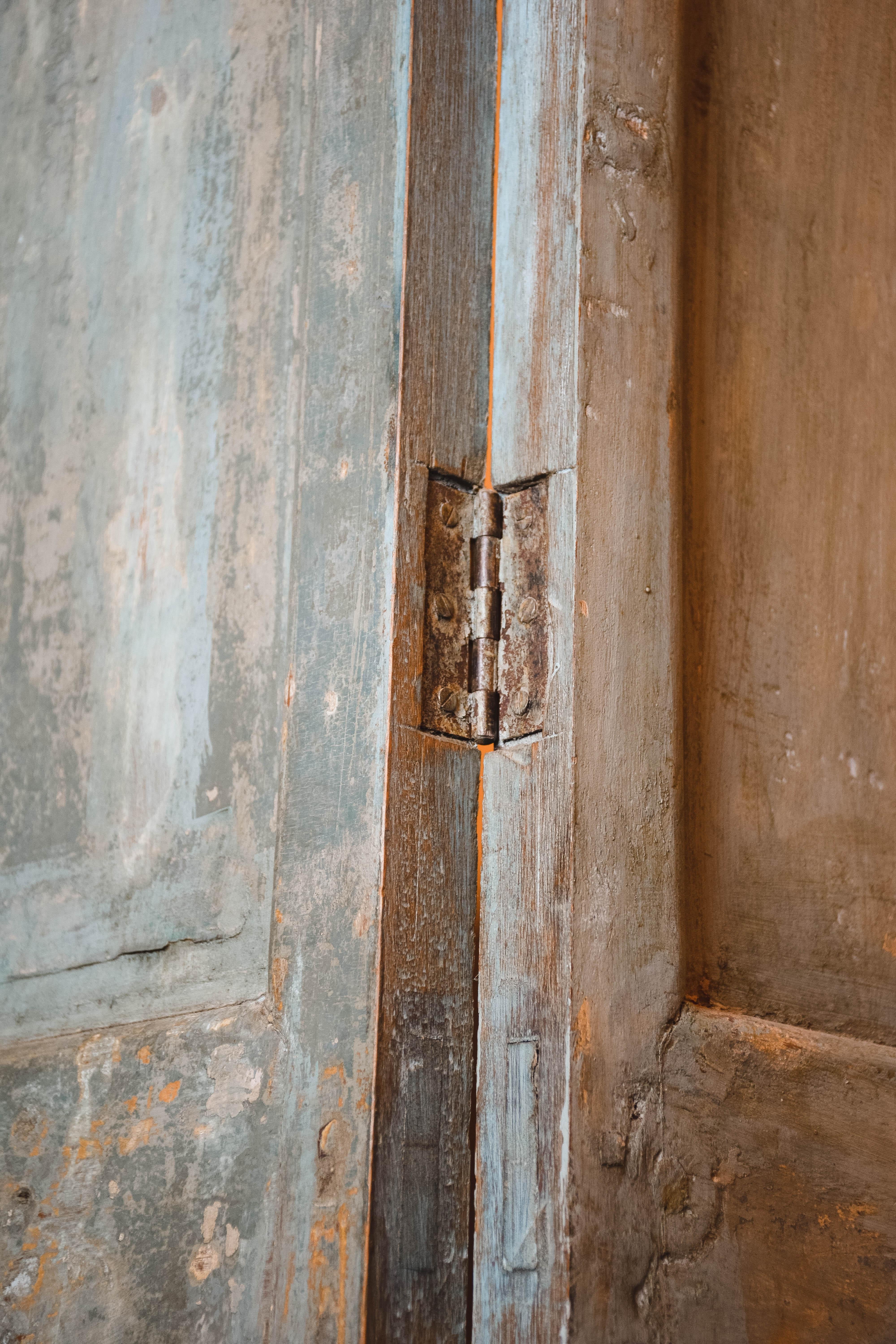 Iron Antique Belgian Screen on Casters