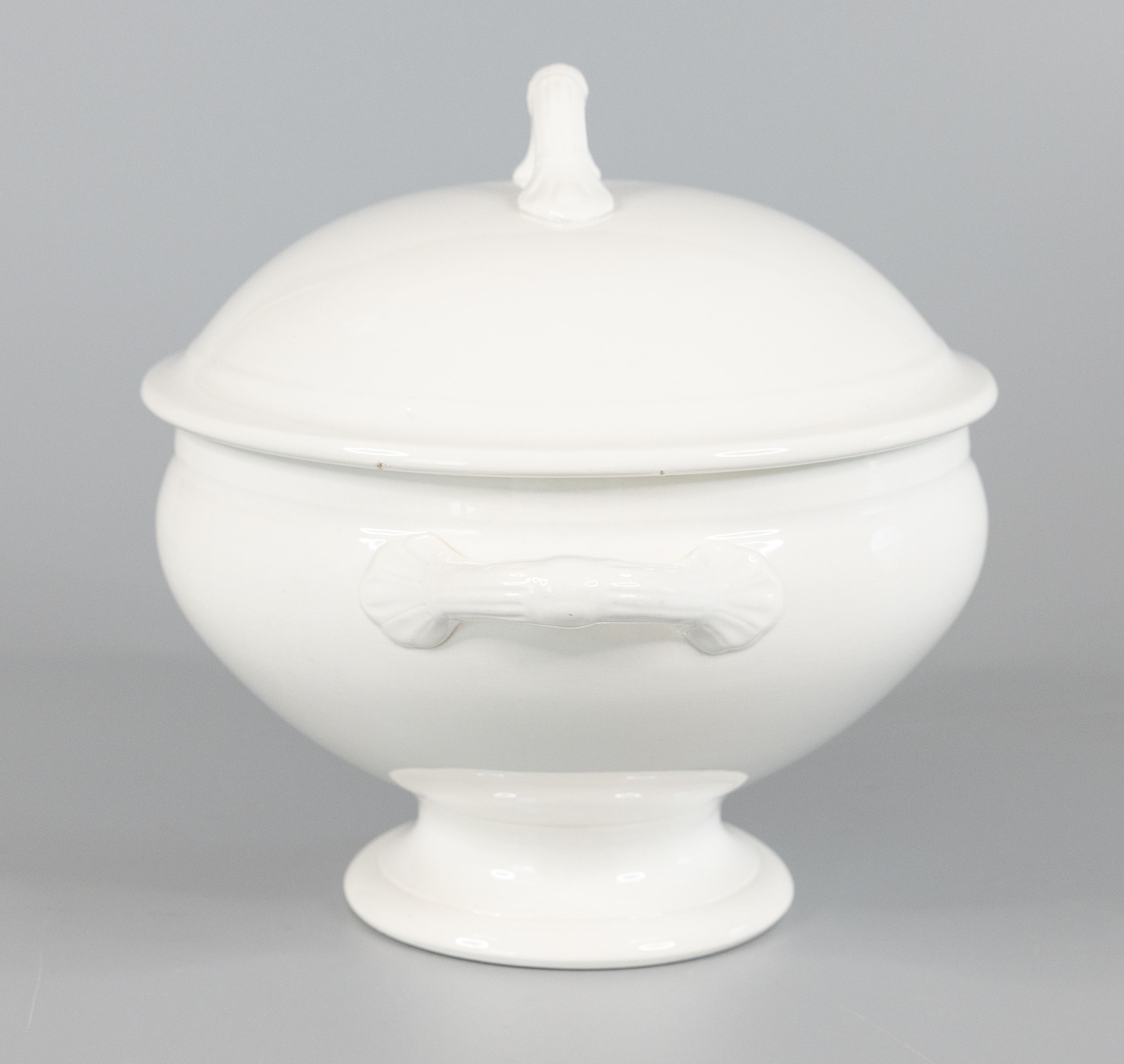 Antique Belgian White Ironstone Lidded Soup Tureen, circa 1900 In Good Condition In Pearland, TX