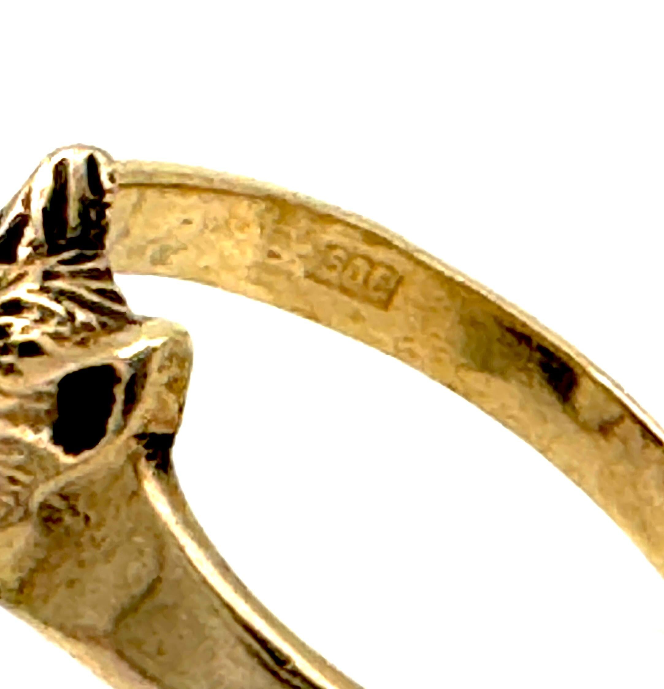 Belle Époque Antico anello Belle Epoque in oro 14K con faccia di gatto Fine XIX secolo in vendita