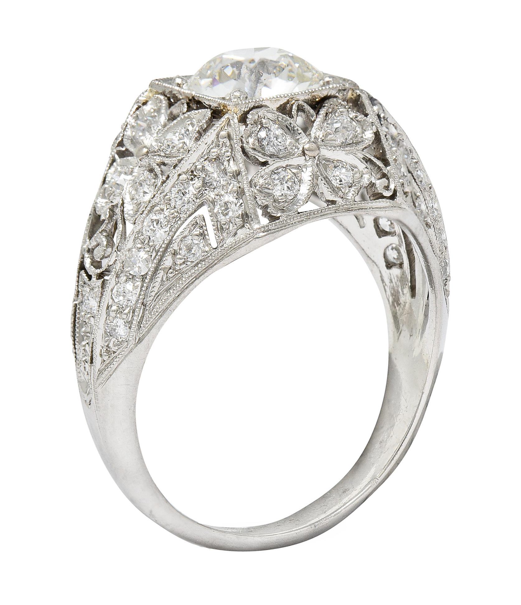 Antique Belle Epoque 2.13 Carats Diamond Platinum Clover Engagement Ring GIA For Sale 3