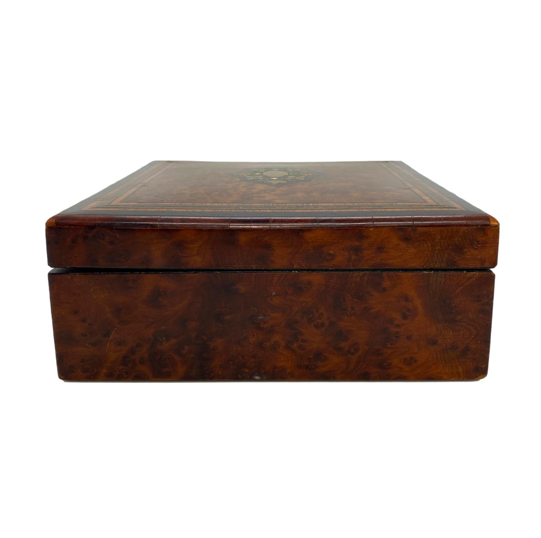 Hand-Crafted Antique Belle Époque Burl Walnut Box with Brass, Ebony Inlay, French, circa 1880 For Sale