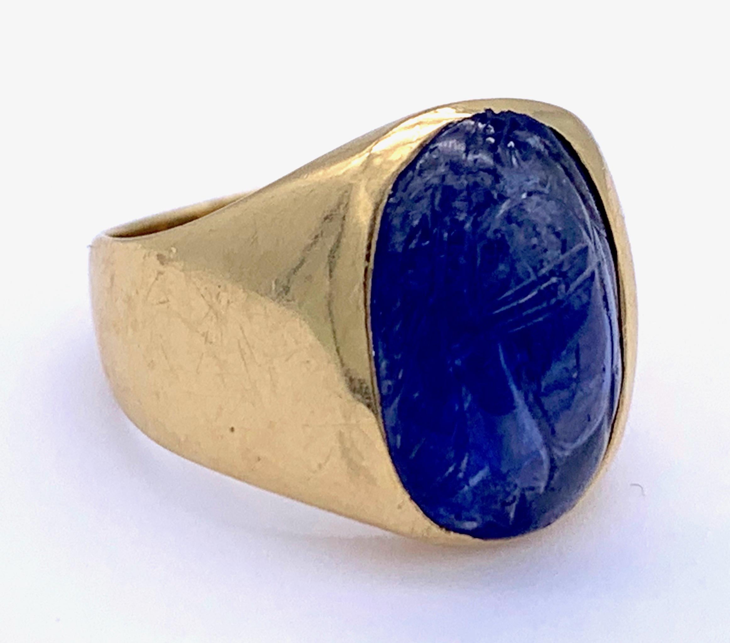 Oval Cut Antique Belle Époque Carved Oval Untreated Sapphire Scarab 18 K Gold Signet Ring