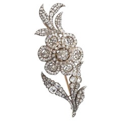 Antique Belle Époque Diamond En Tremblant Flower Brooch in Platinum, Circa 1900
