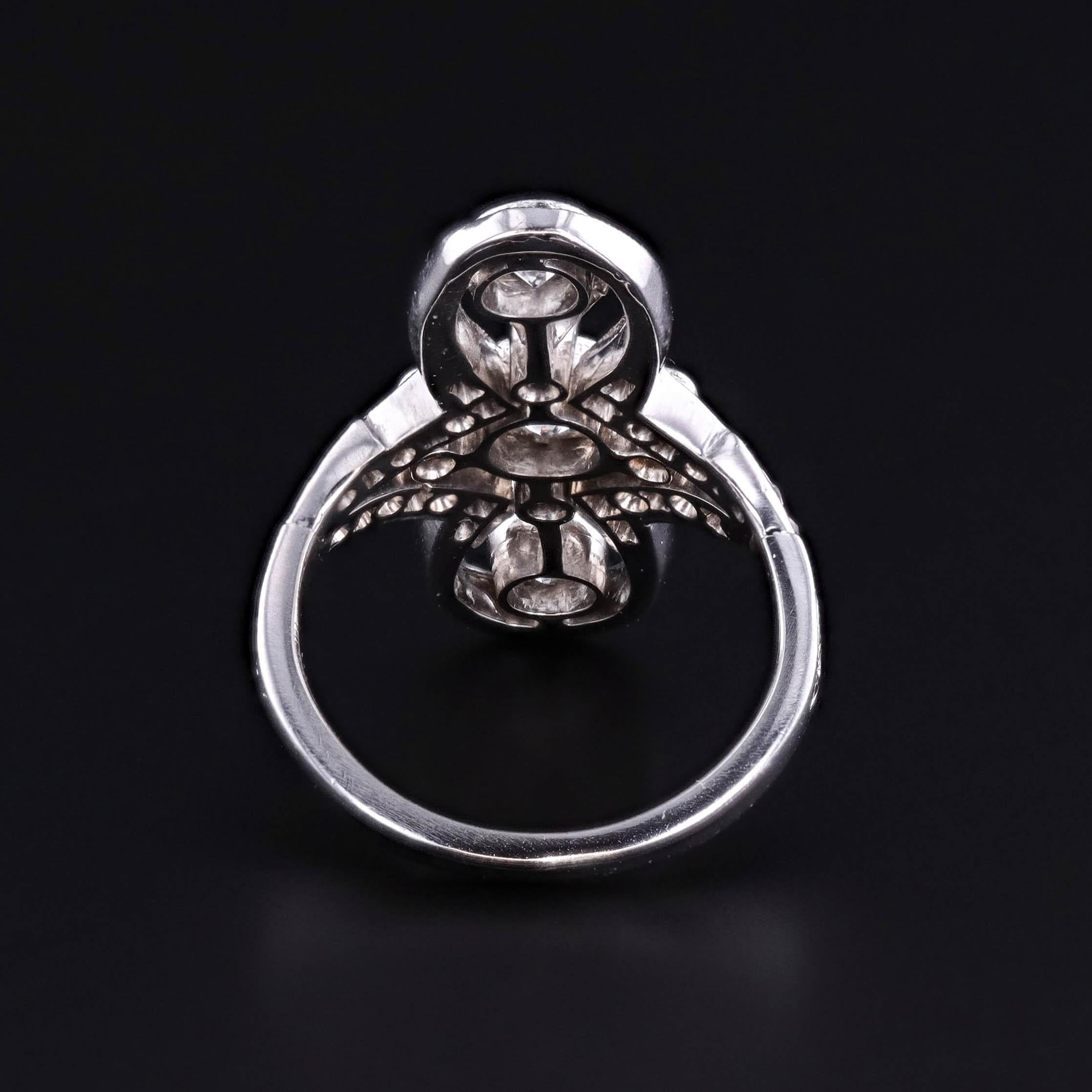 Bague ancienne Belle Epoque en platine avec diamants Bon état - En vente à Lewisburg, PA