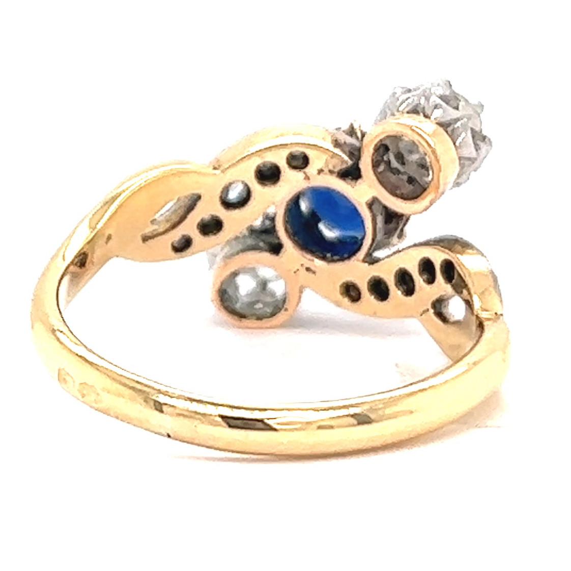 Oval Cut Antique Belle Èpoque Diamond Sapphire 18 Karat Gold Platinum Ring