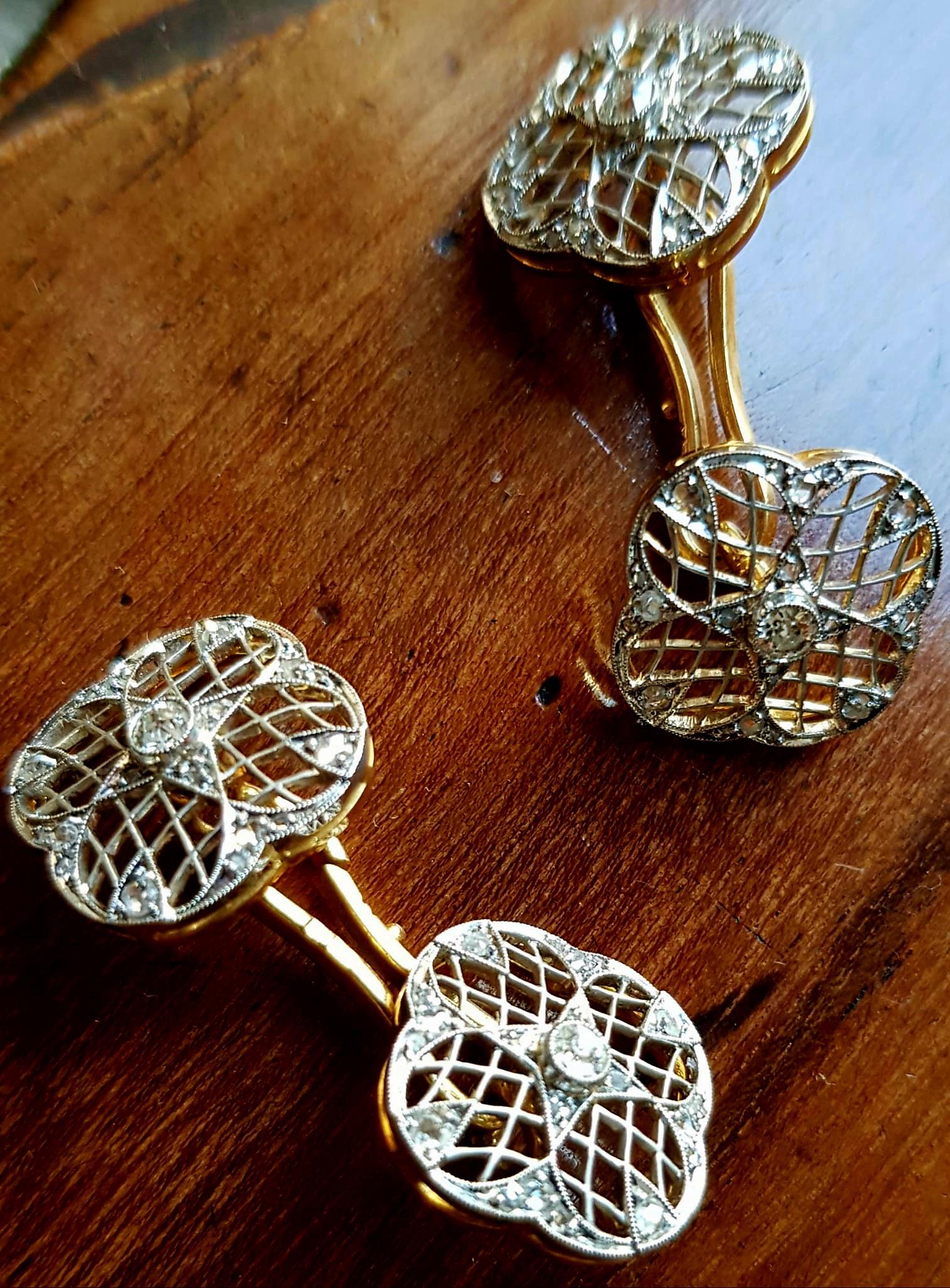 Paire de boutons de manchette anciens Belle Époque/Édouardienne à double diamant en platine et or en vente 2