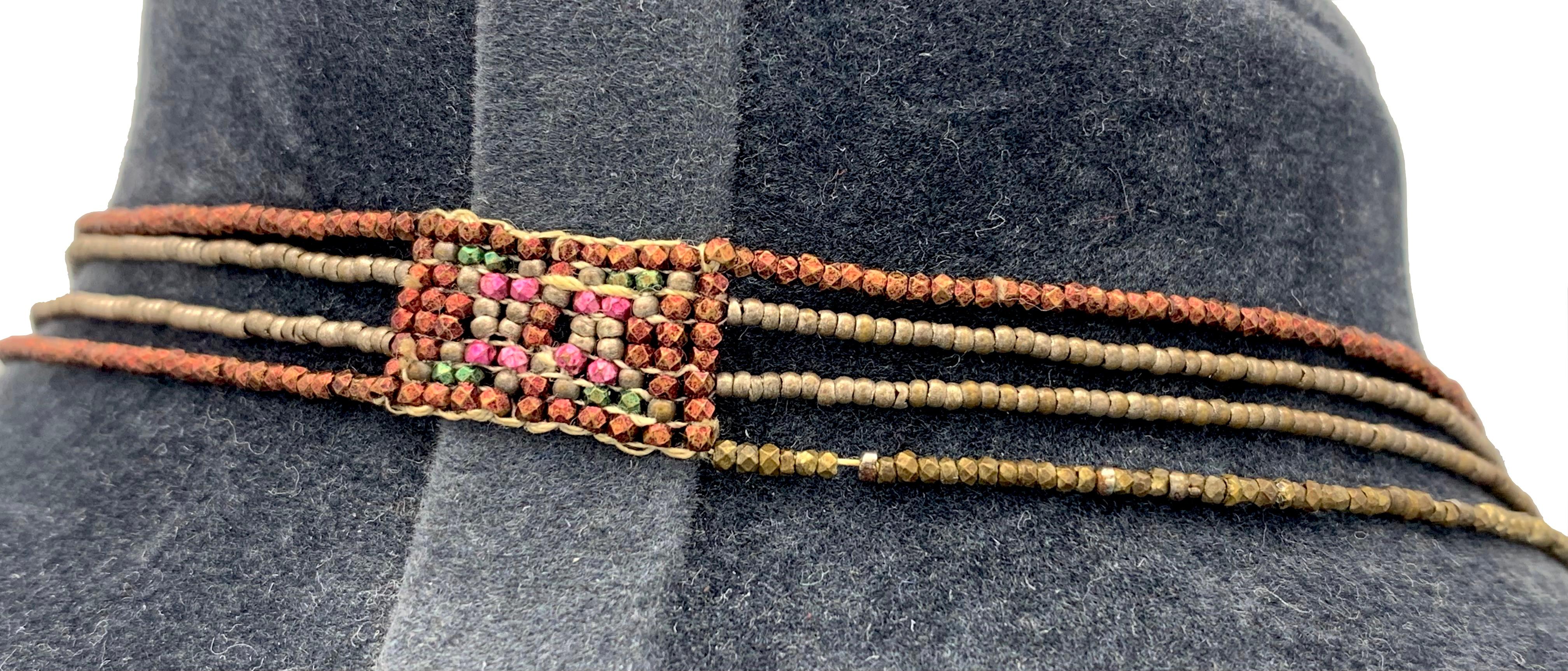 Antique Belle Époque Facetted Steel and Copper Coloured Beads Necklace Beadwork For Sale 1