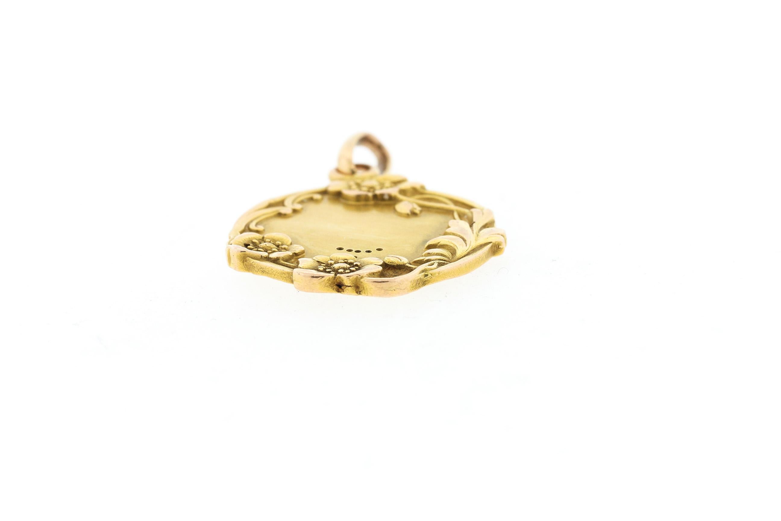 Antique Belle Époque French Emile Dropsy 18 Karat Gold Repousse Pendant 3