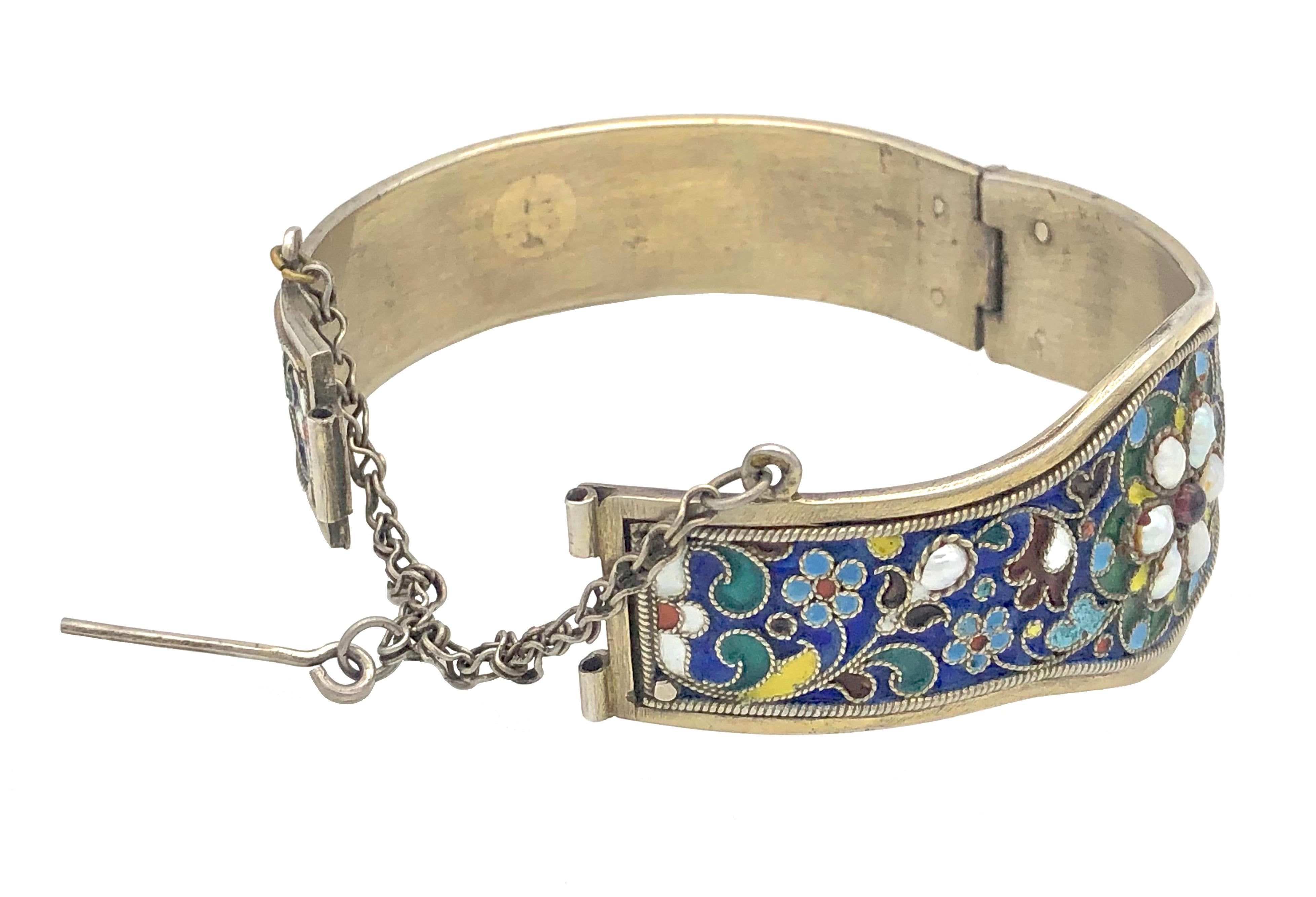 Antique Belle Époque Silver Cloisionné Pearl Garnet Bangle Bracelet For Sale 1