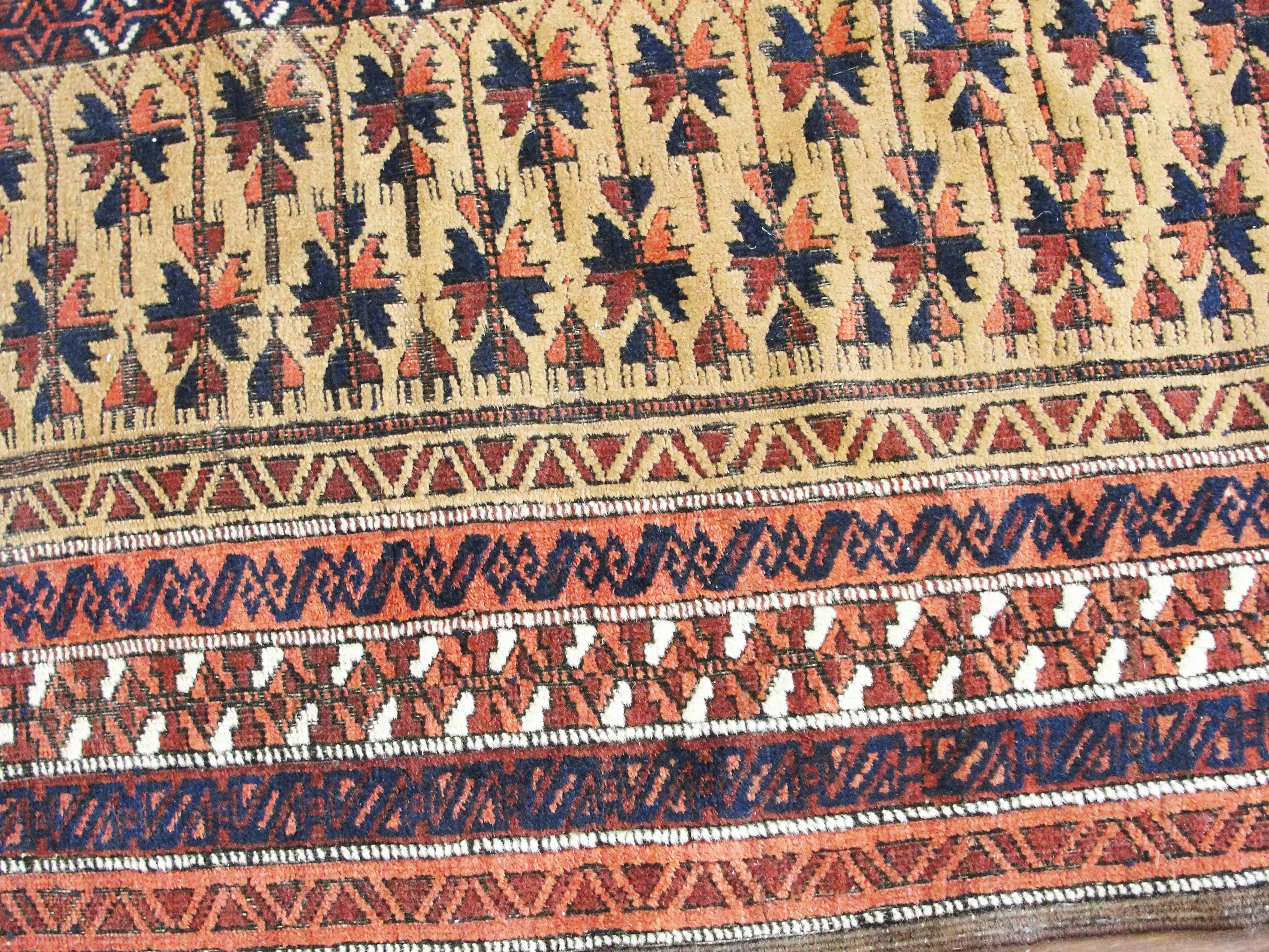 Alfombra de oración antigua Belouch Centroasiático en venta