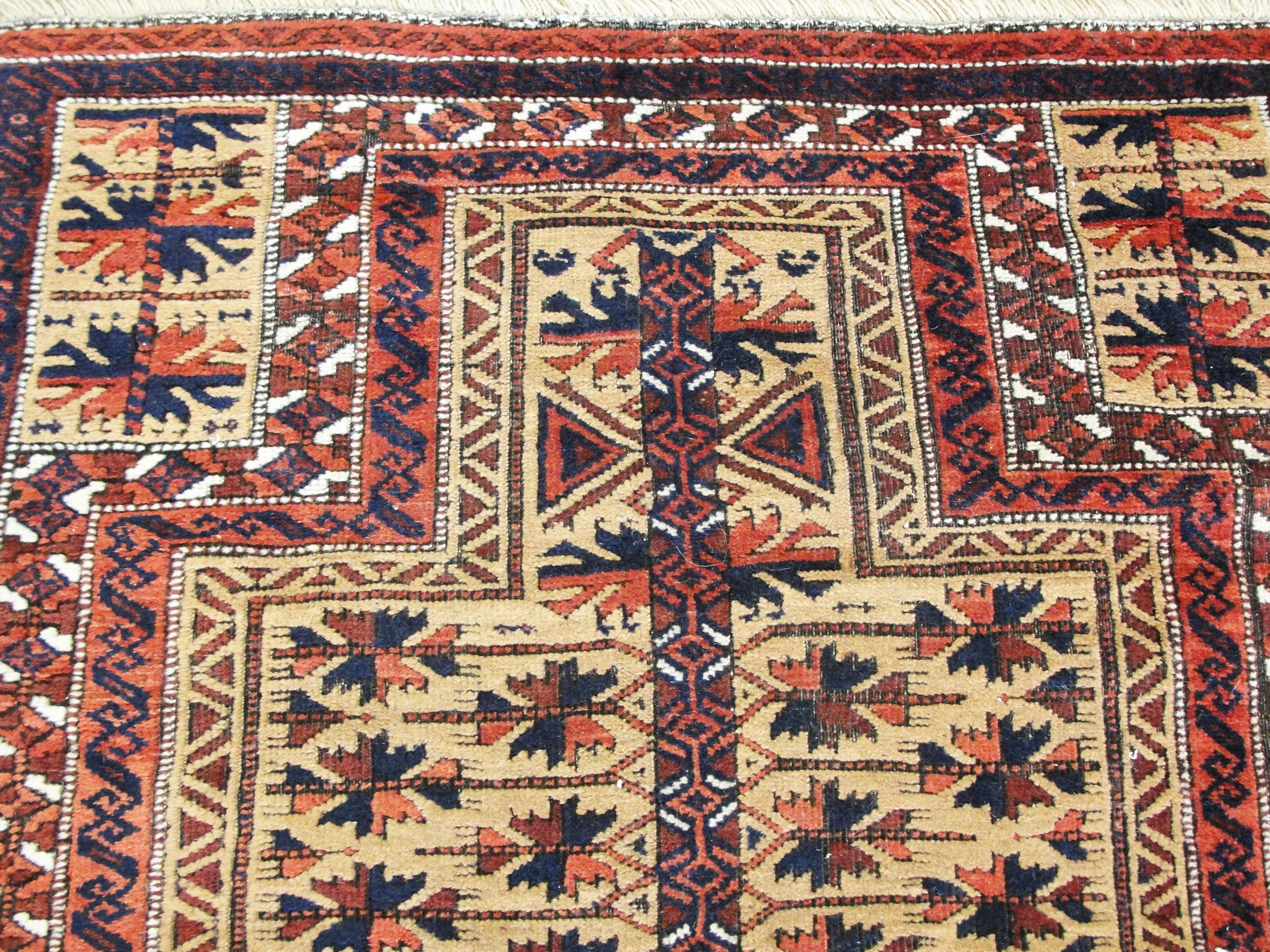 Antique Belouch Prayer Rug In Excellent Condition For Sale In Evanston, IL