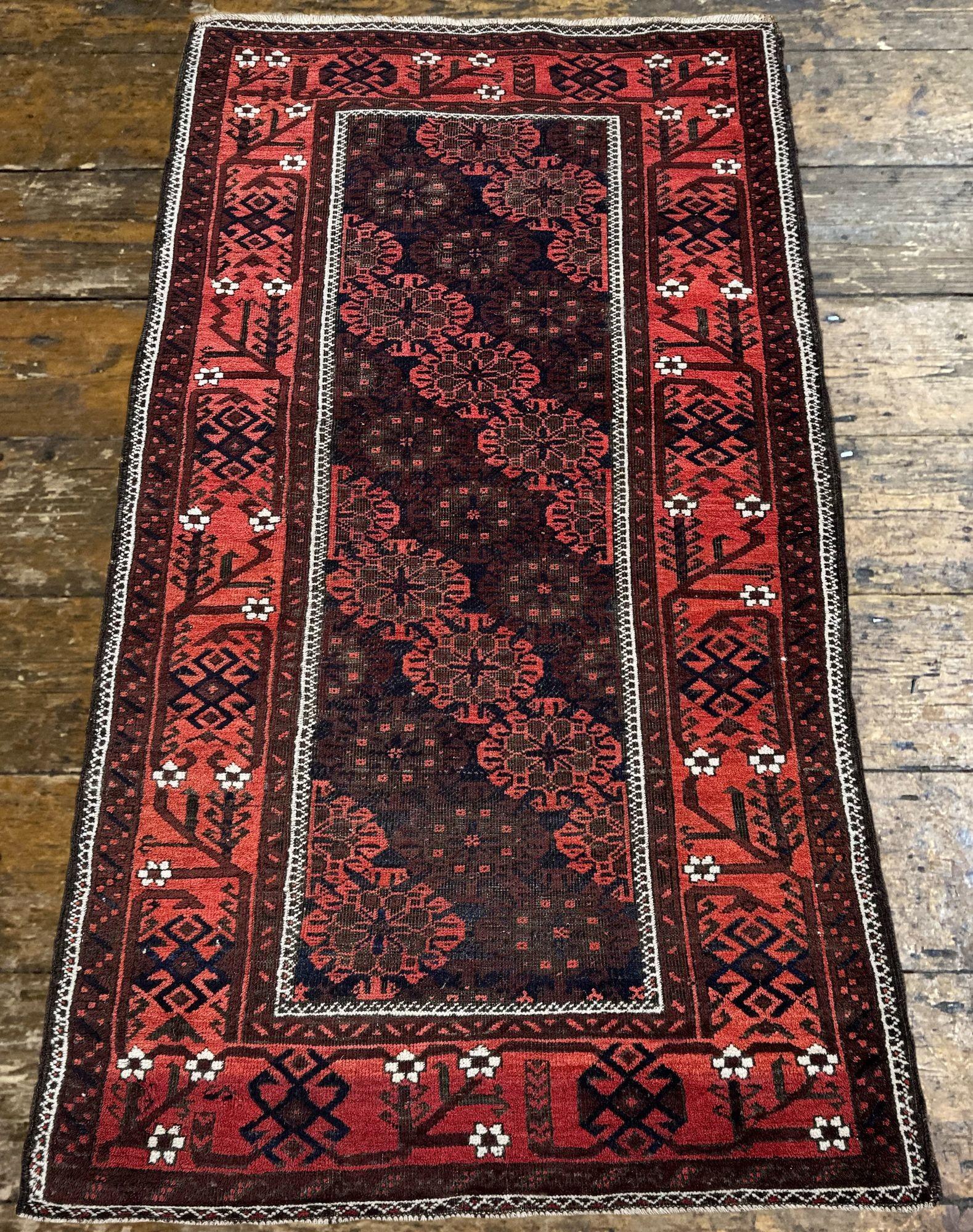 Inizio XX secolo Tappeto antico Belouch 1,64 m x 0,90 m in vendita