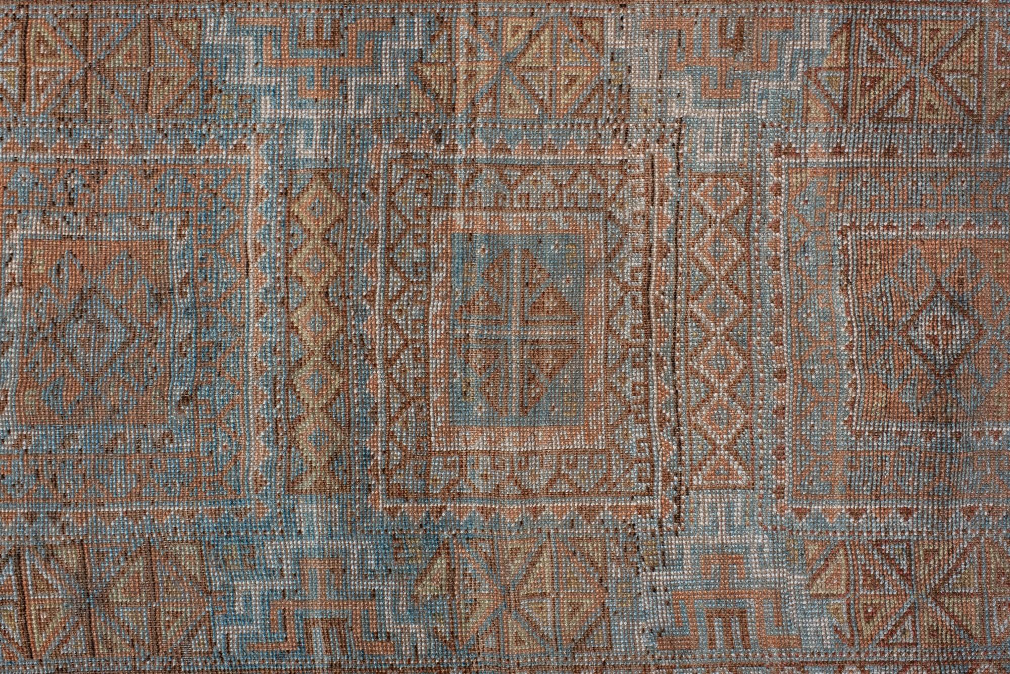 Antiker Belouch-Teppich in sanftem Blau und Taupe (Handgeknüpft) im Angebot