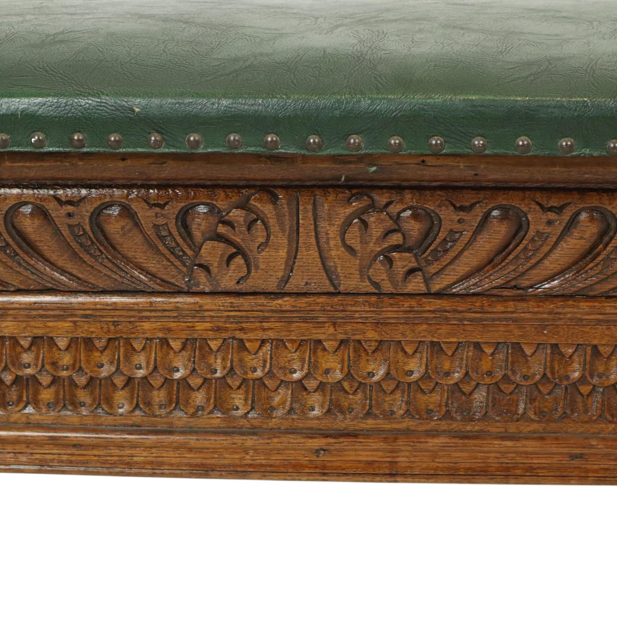 Antique Bench Carved Oak Church Renaissance Revival In Good Condition For Sale In Poperinge, BE