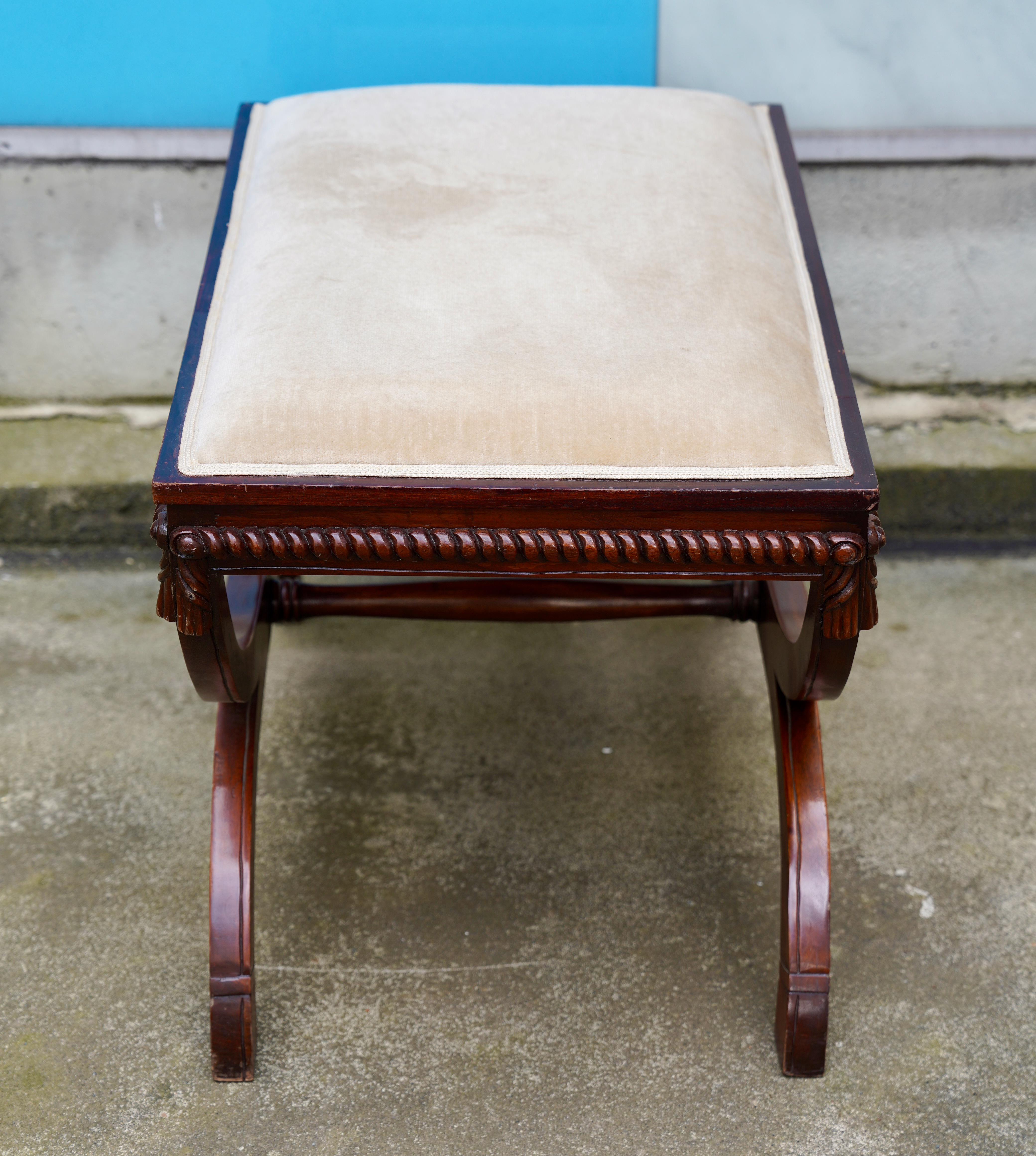 Anglais Banc ancien, tabouret, Angleterre, Revival Régence, Chippendale, Victorien, Empire en vente