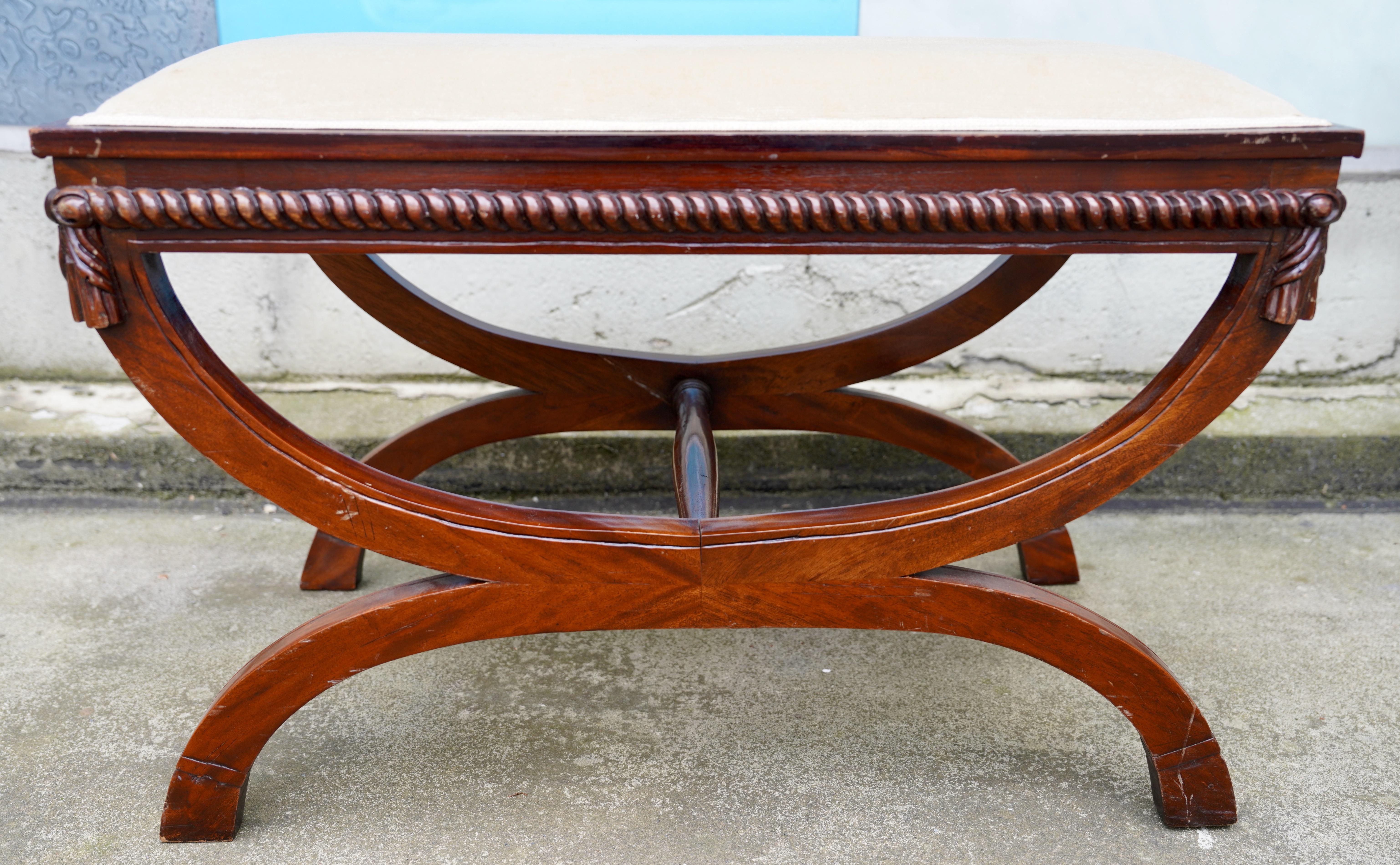 Acajou Banc ancien, tabouret, Angleterre, Revival Régence, Chippendale, Victorien, Empire en vente
