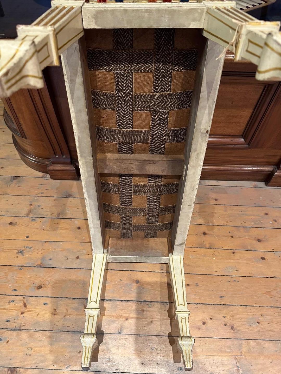 Banc / tabouret ancien en vente 1