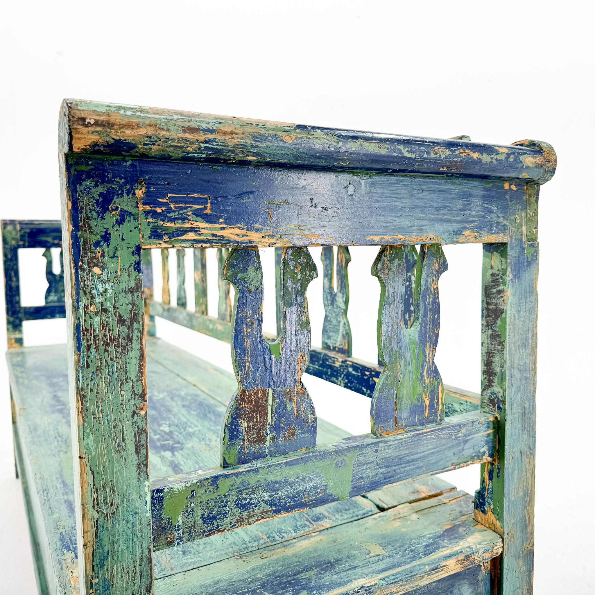 Antique Bench with Storage Space and Beautiful Original Patina For Sale 2