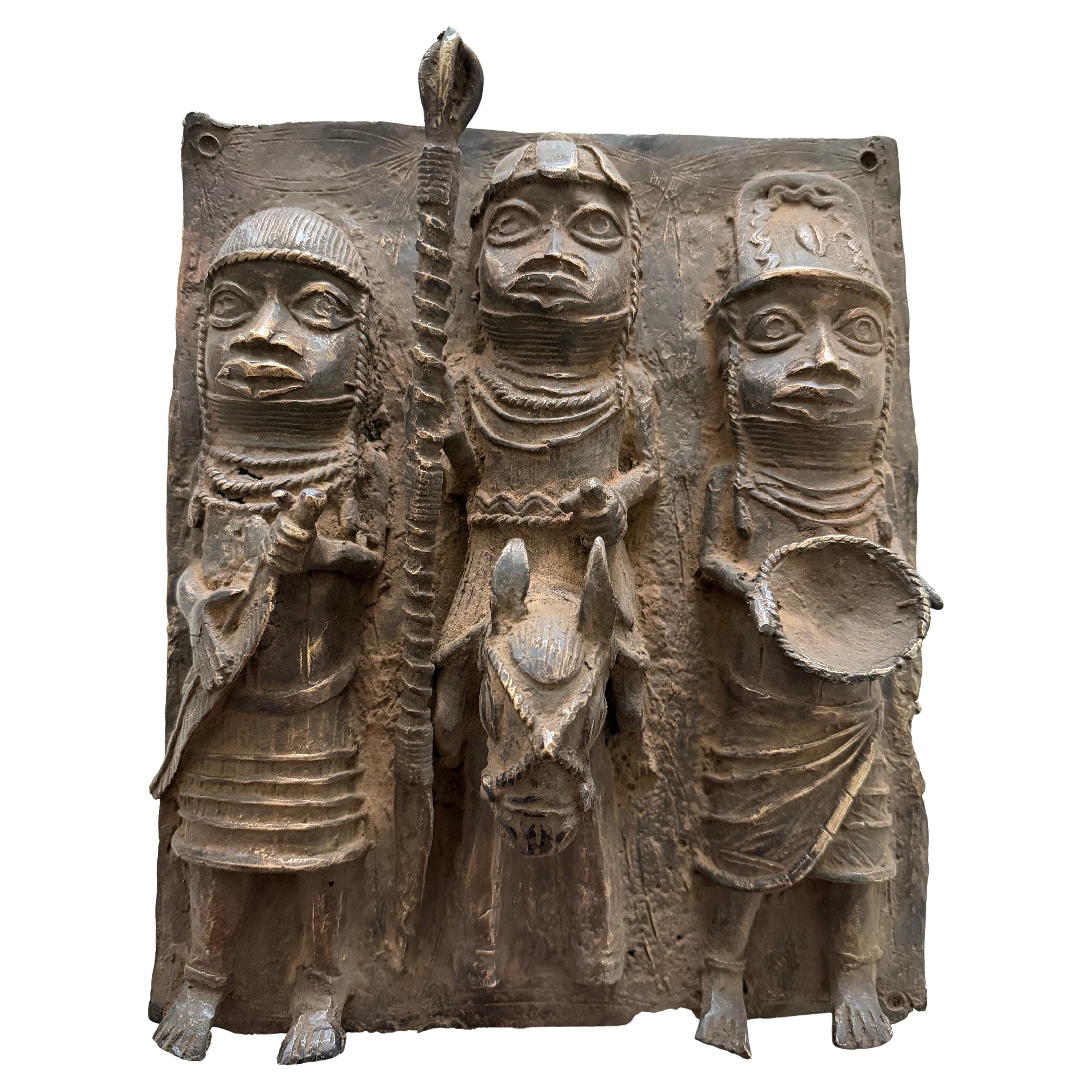 What do Benin bronzes represent?