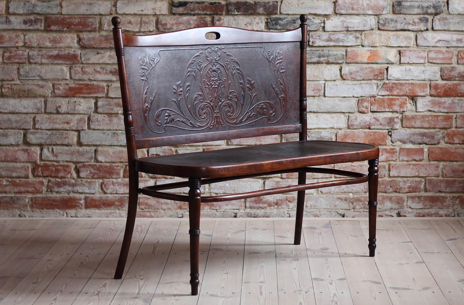 European Antique Bentwood Bench Attributed to Jacob and Josef Kohn, Early 20th Century For Sale