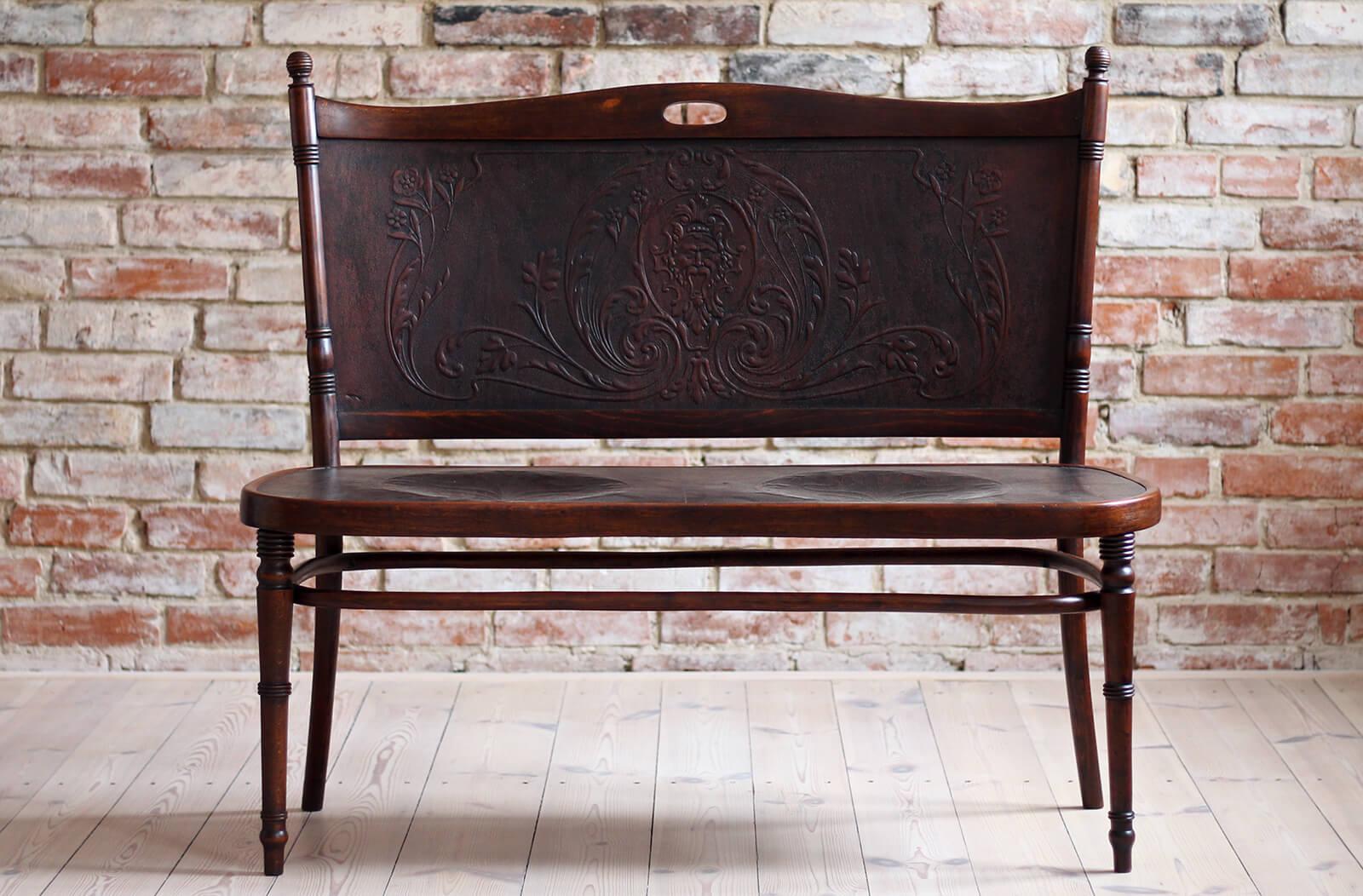 Beech Antique Bentwood Bench Attributed to Jacob and Josef Kohn, Early 20th Century For Sale