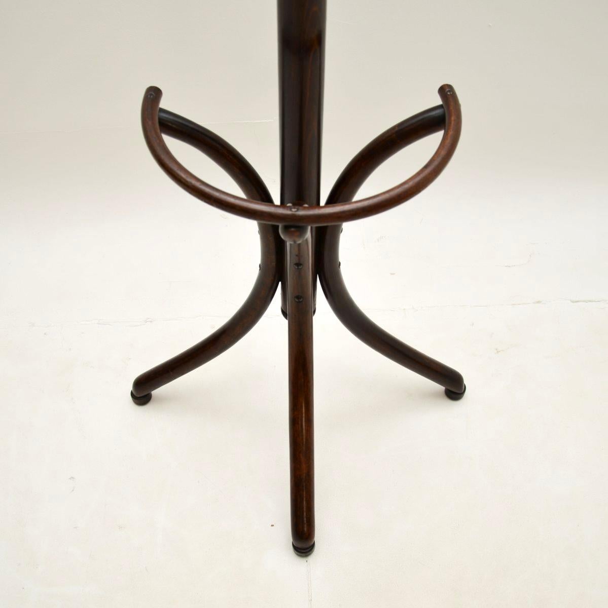 Fin du XIXe siècle Antique Bentwood Half Hatstand / Coat Rack en vente