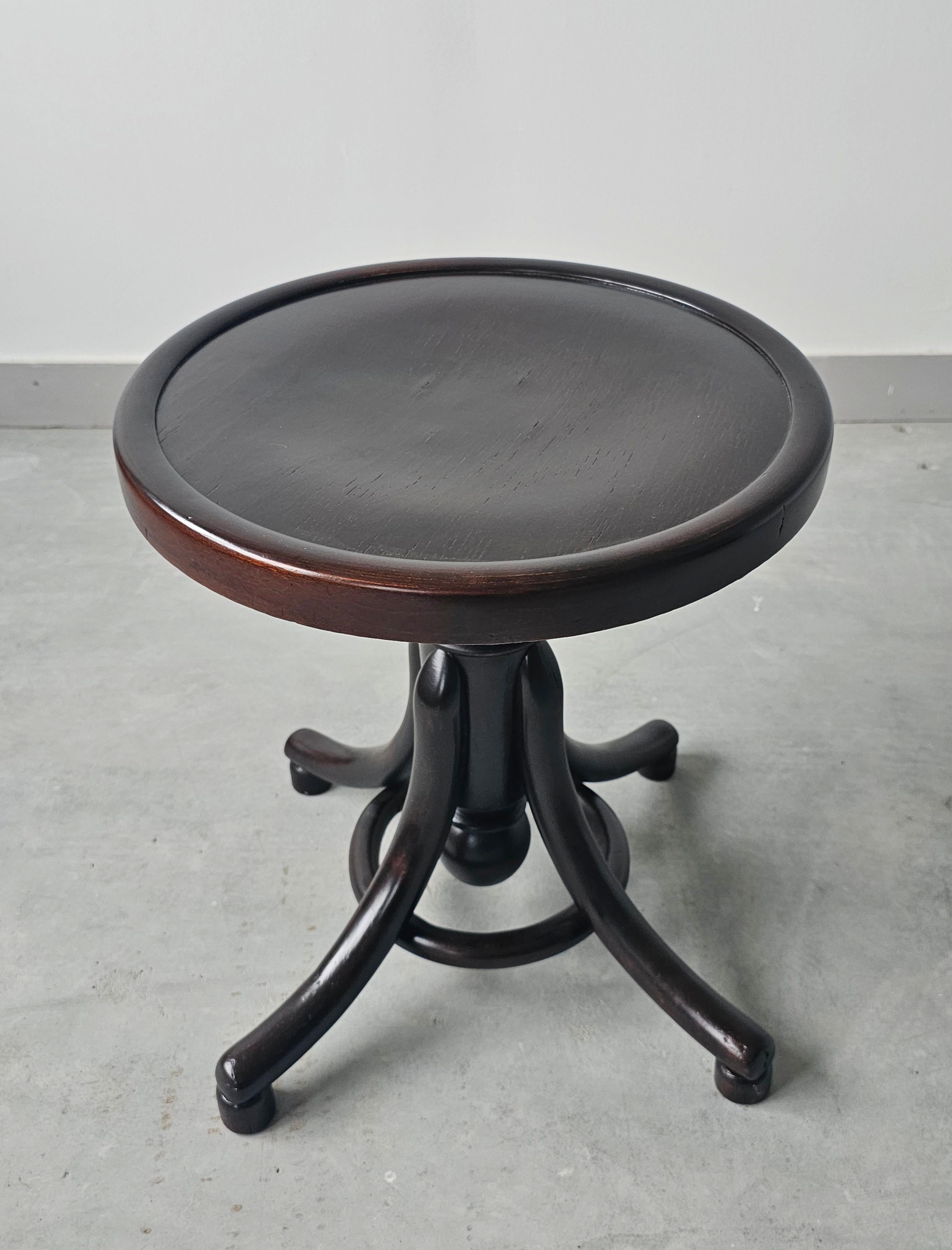 Art Nouveau Antique Bentwood Piano Stool by Thonet, Austria in 1900s