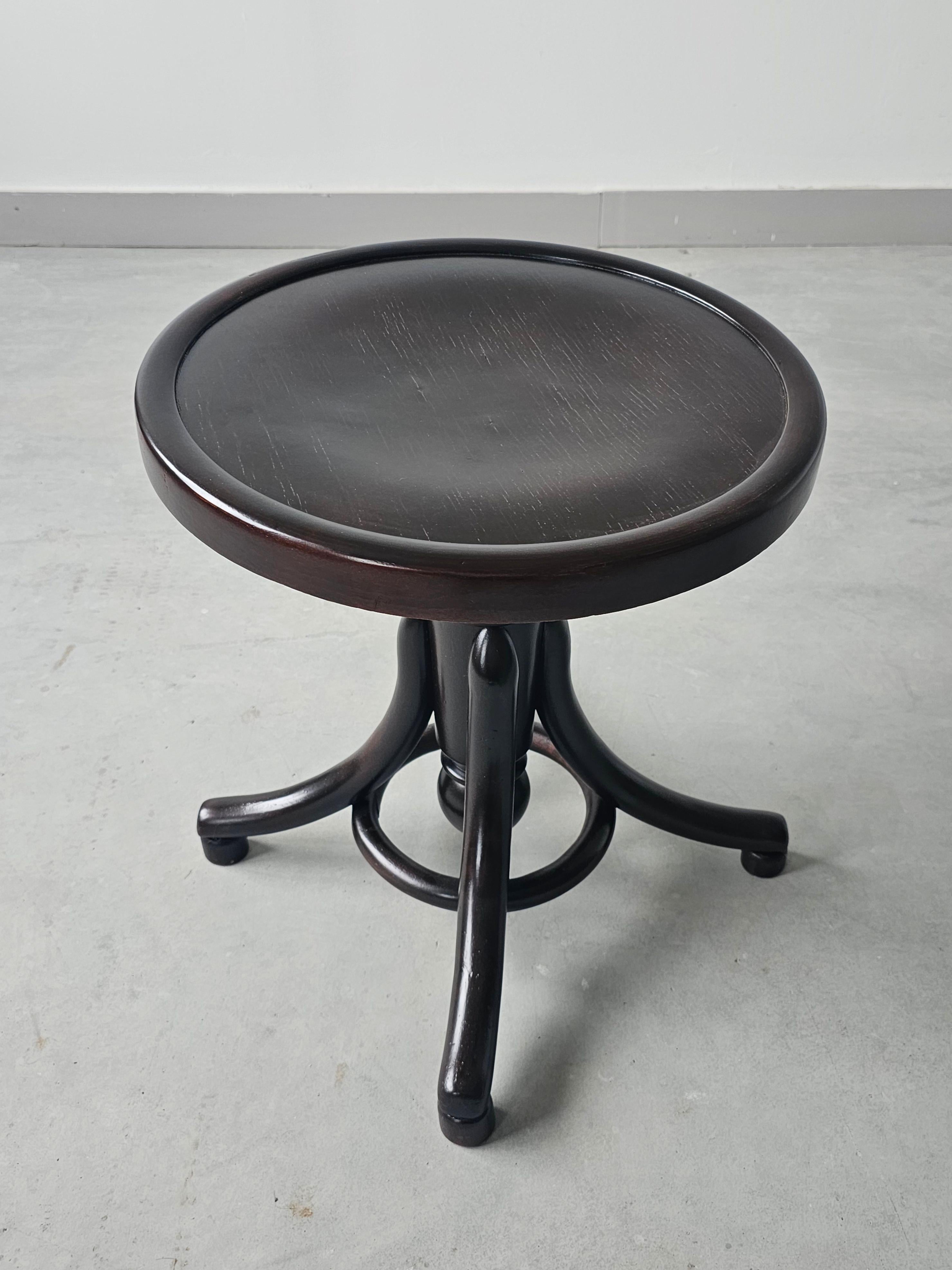 Early 20th Century Antique Bentwood Piano Stool by Thonet, Austria in 1900s