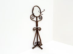 Antiker Rasier- oder Dielenständer aus Bugholz mit abgeschrägtem Spiegel, 1920er-1940er Jahre