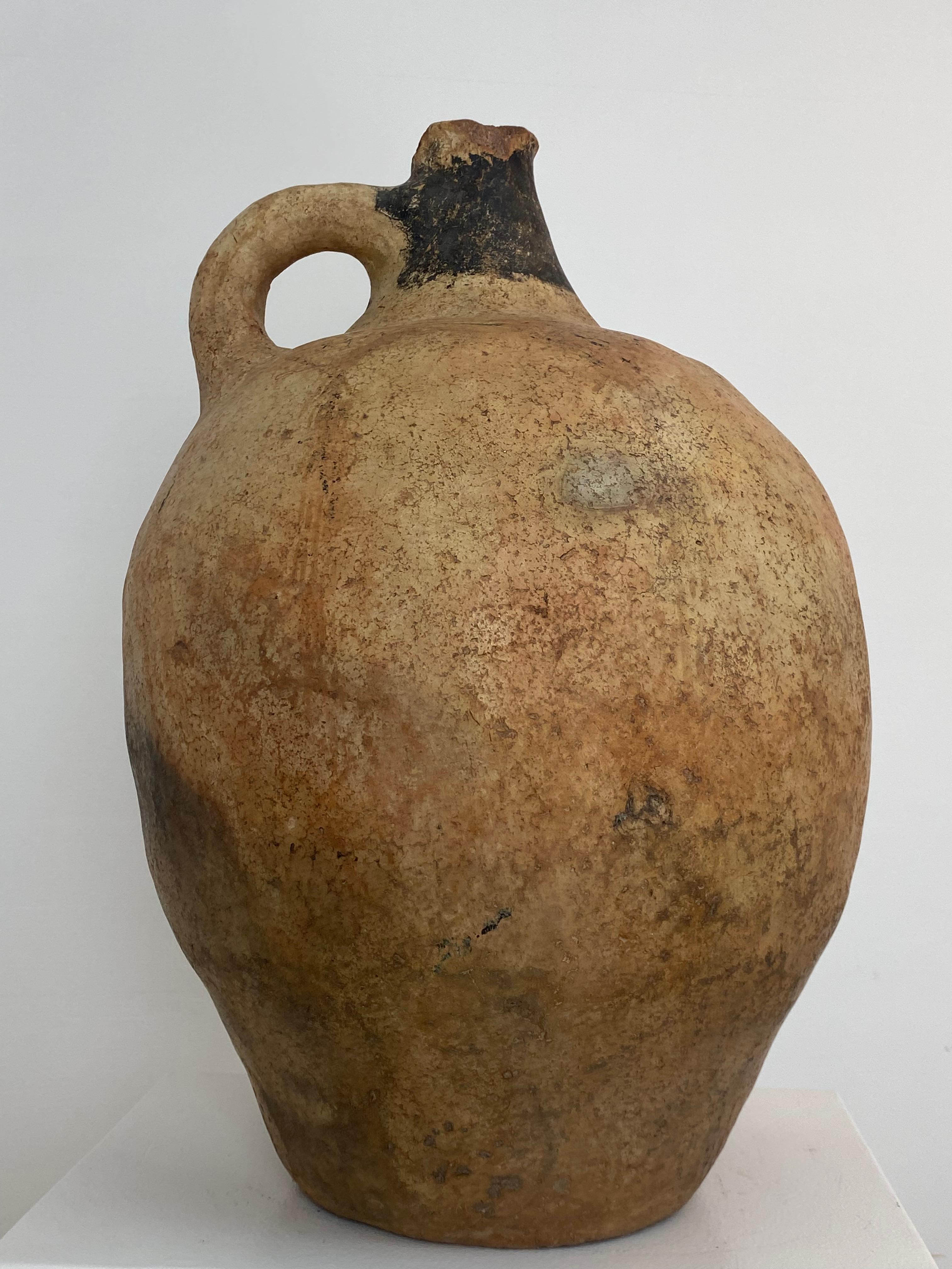 20th Century Antique Berber Terracotta Jar  For Sale