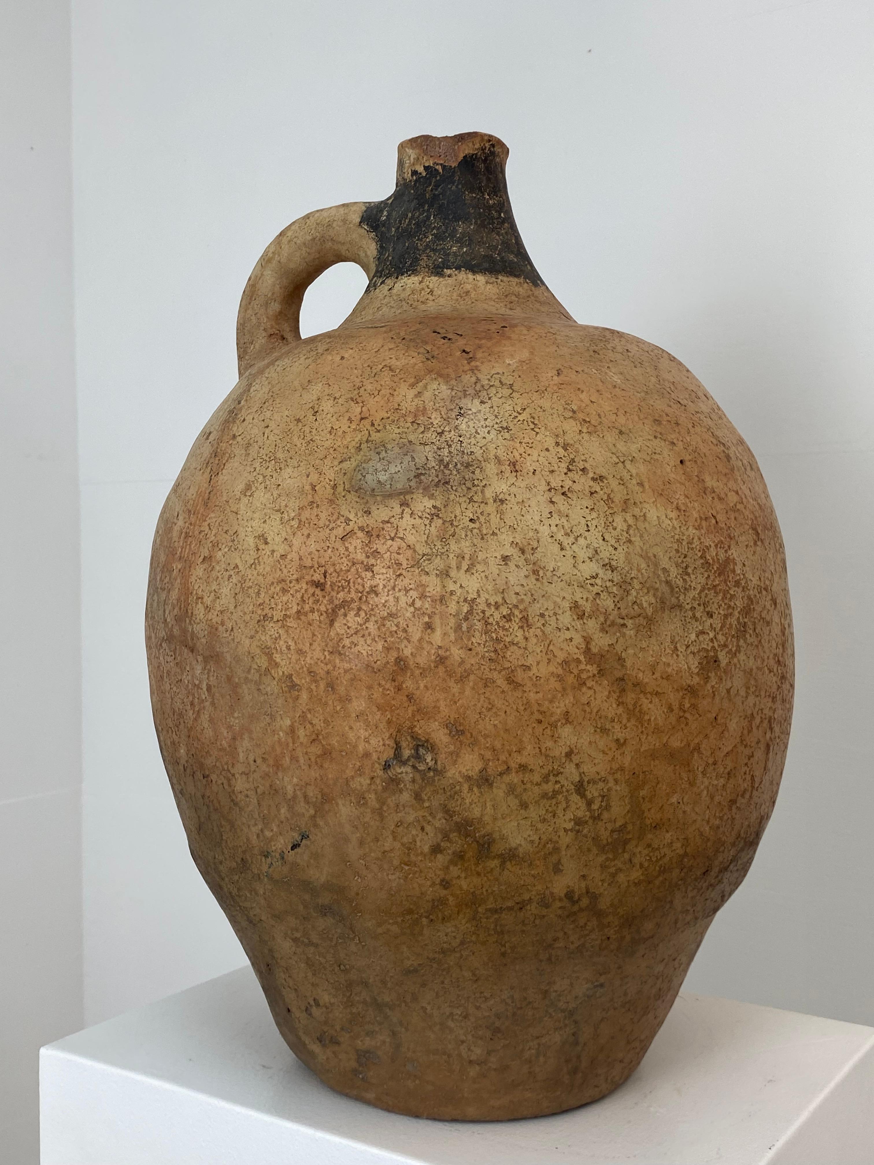Antique Berber Terracotta Jar  For Sale 1
