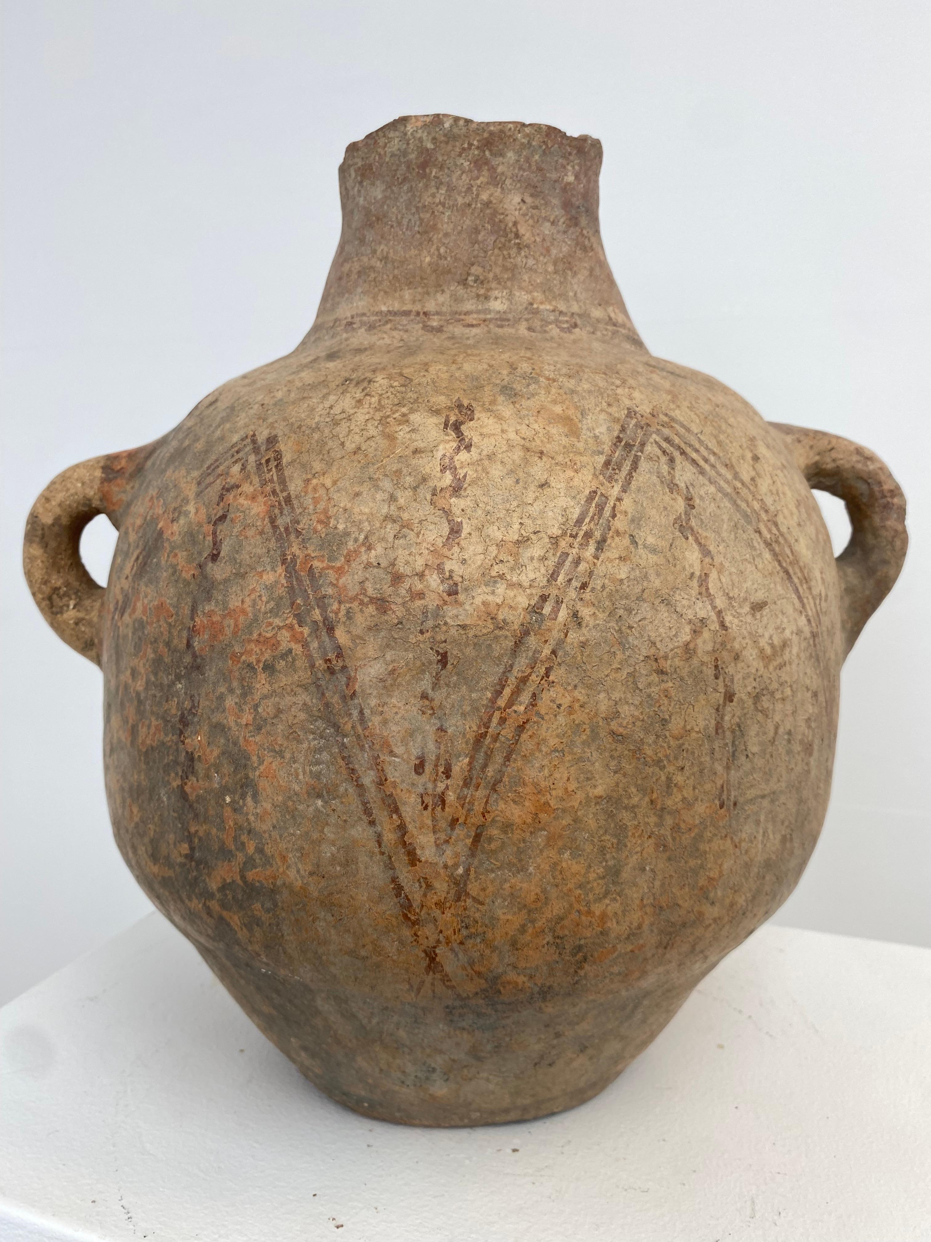 Antique Berber Terracotta Jar with 2 Handles For Sale 1