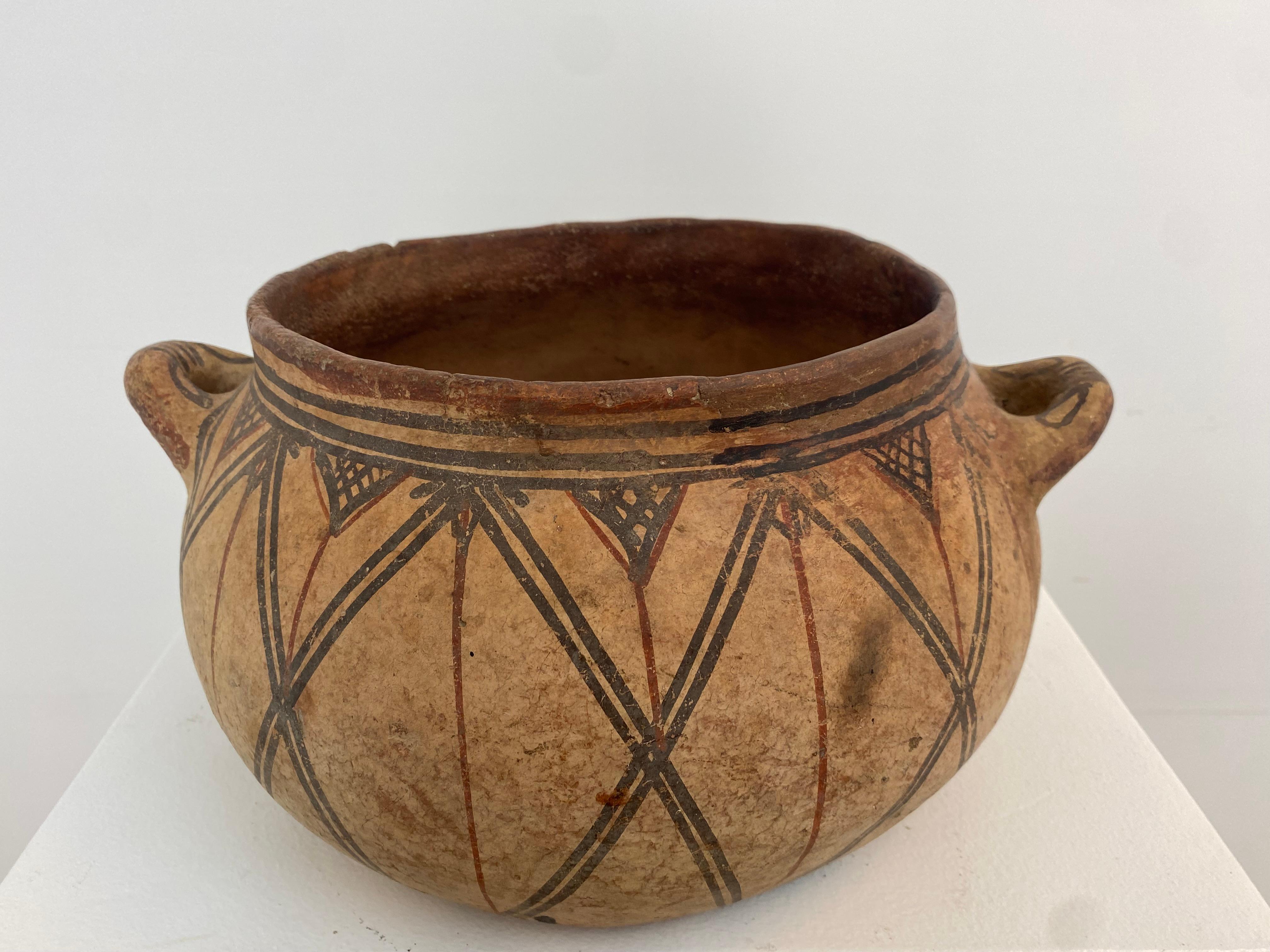 Pot berbère antique en terre cuite du Maroc 2