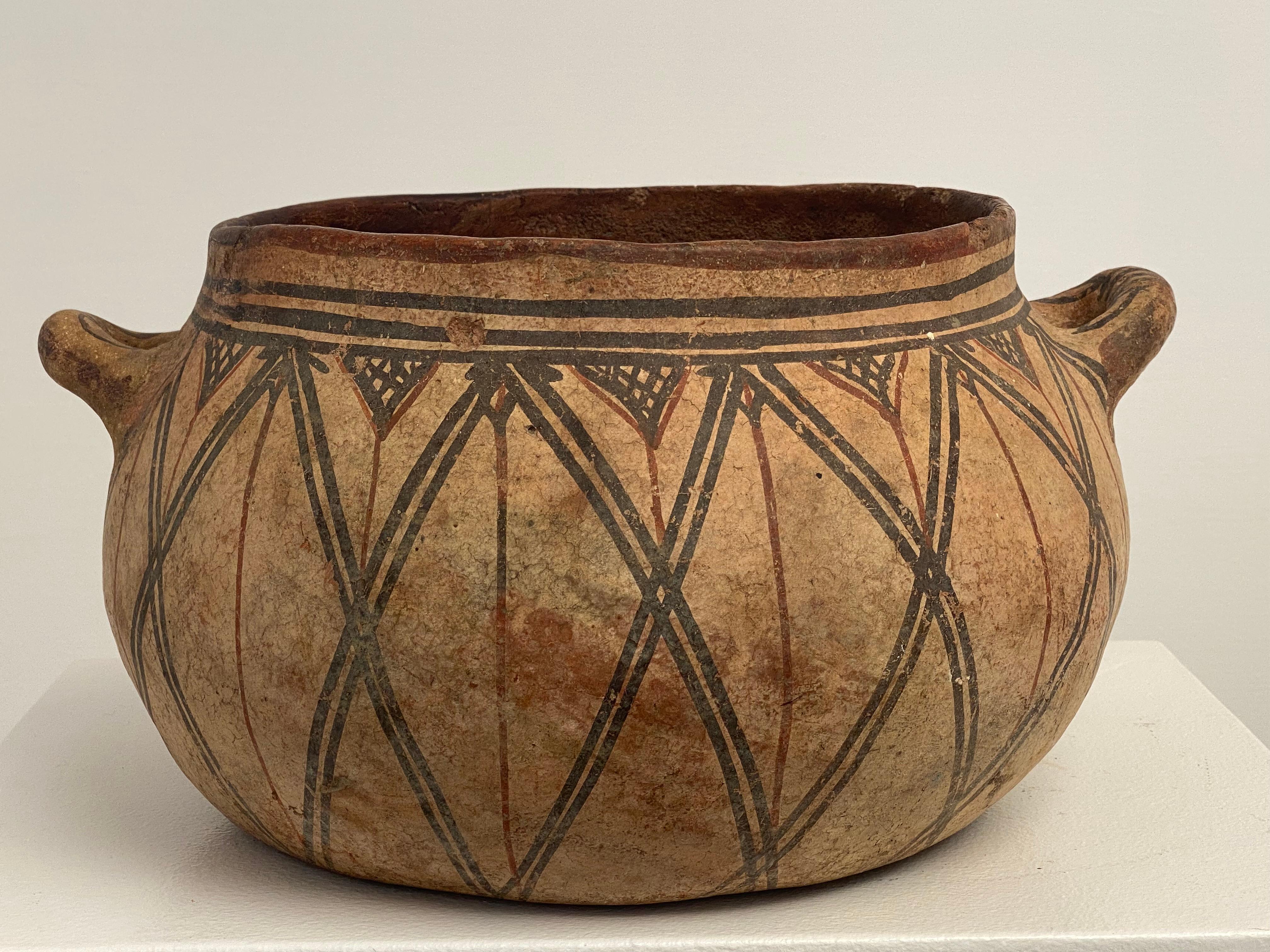 Patiné Pot berbère antique en terre cuite du Maroc
