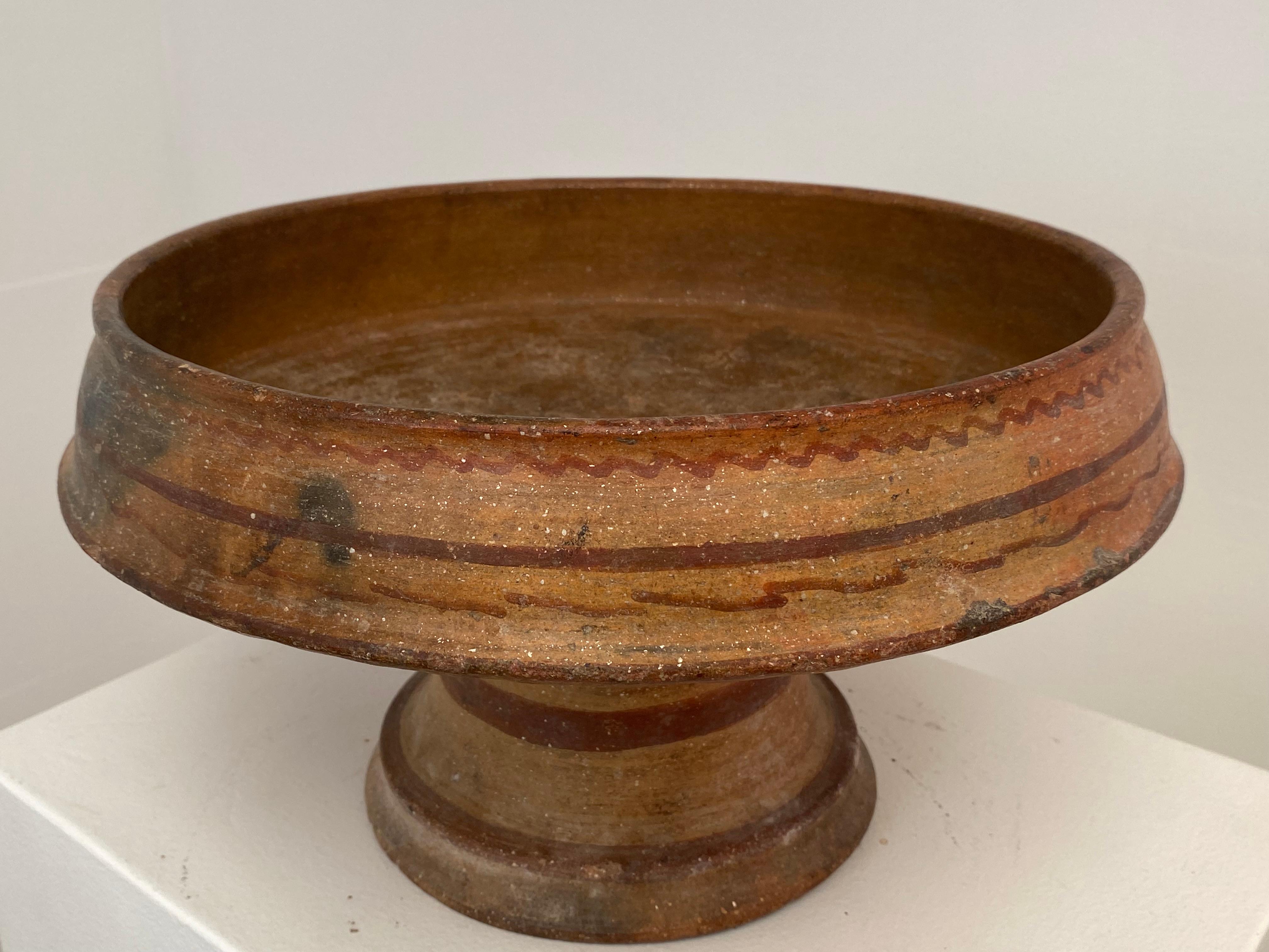 Antique Berber Terracotta Tazza on a stand For Sale 3