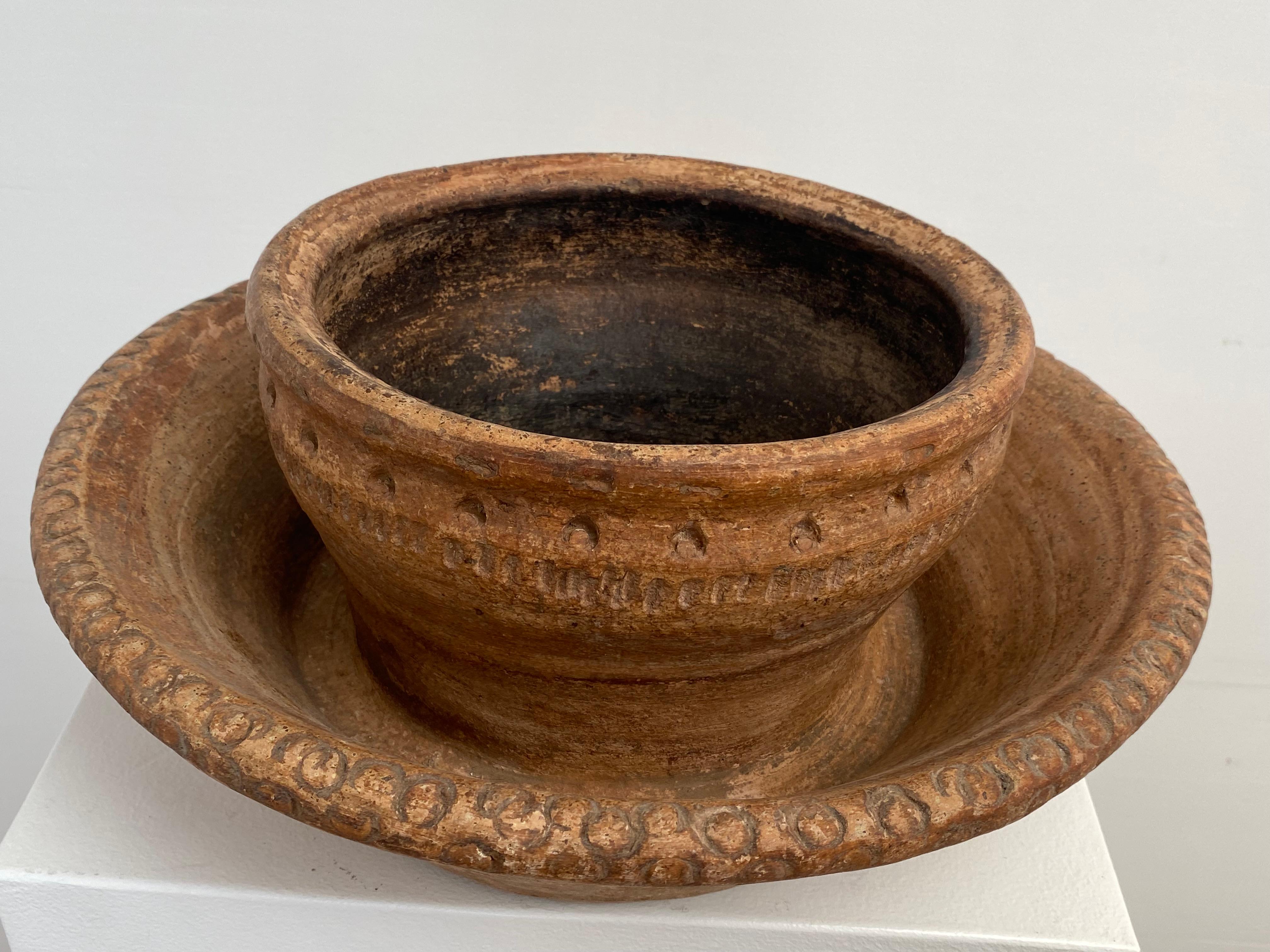 Antike Berber-Terrakotta-Vase aus Marokko (Frühes 20. Jahrhundert) im Angebot