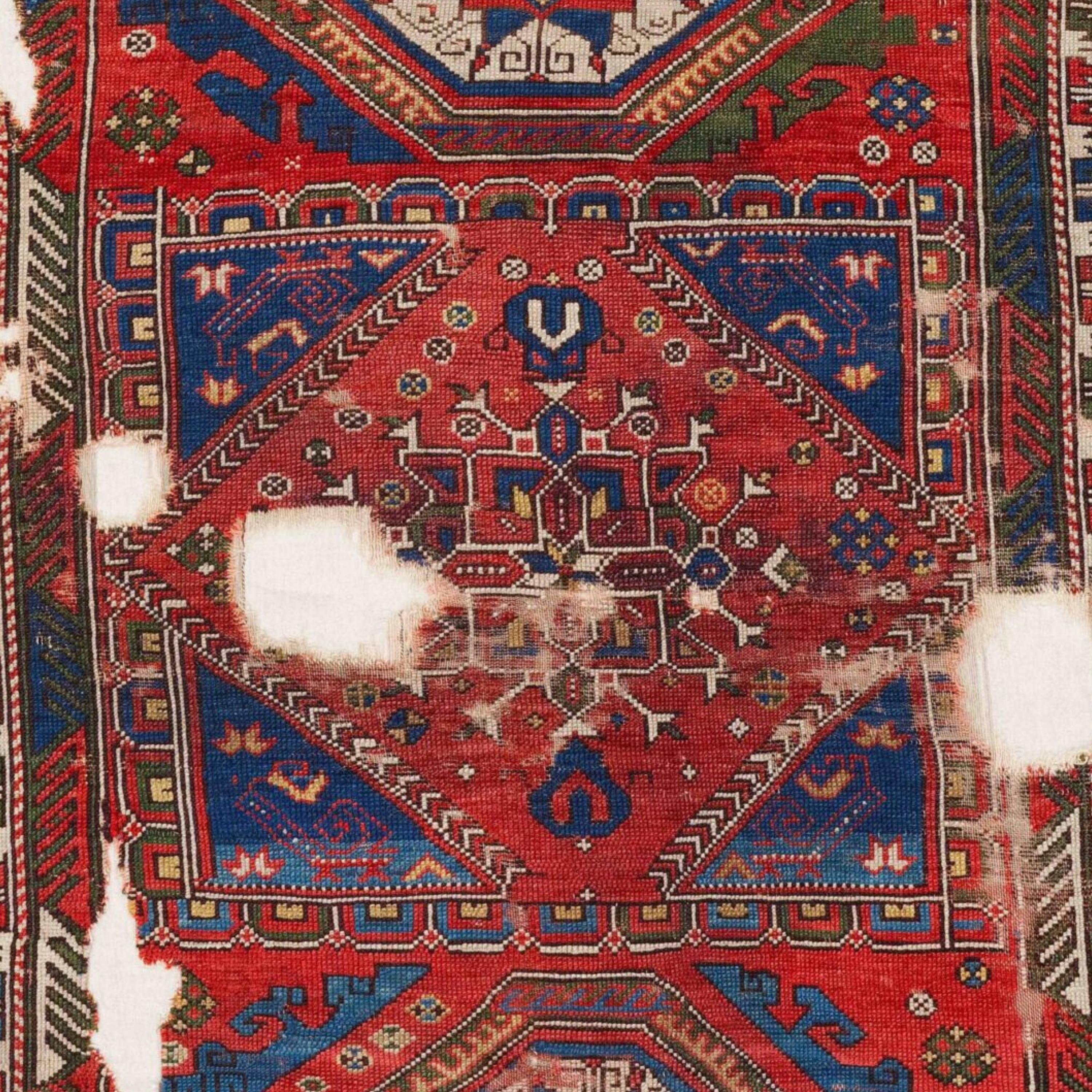 Antikes Bergama-Fragment aus dem Anatolischen Bergama-Teppich des frühen 18. Jahrhunderts (Türkisch) im Angebot