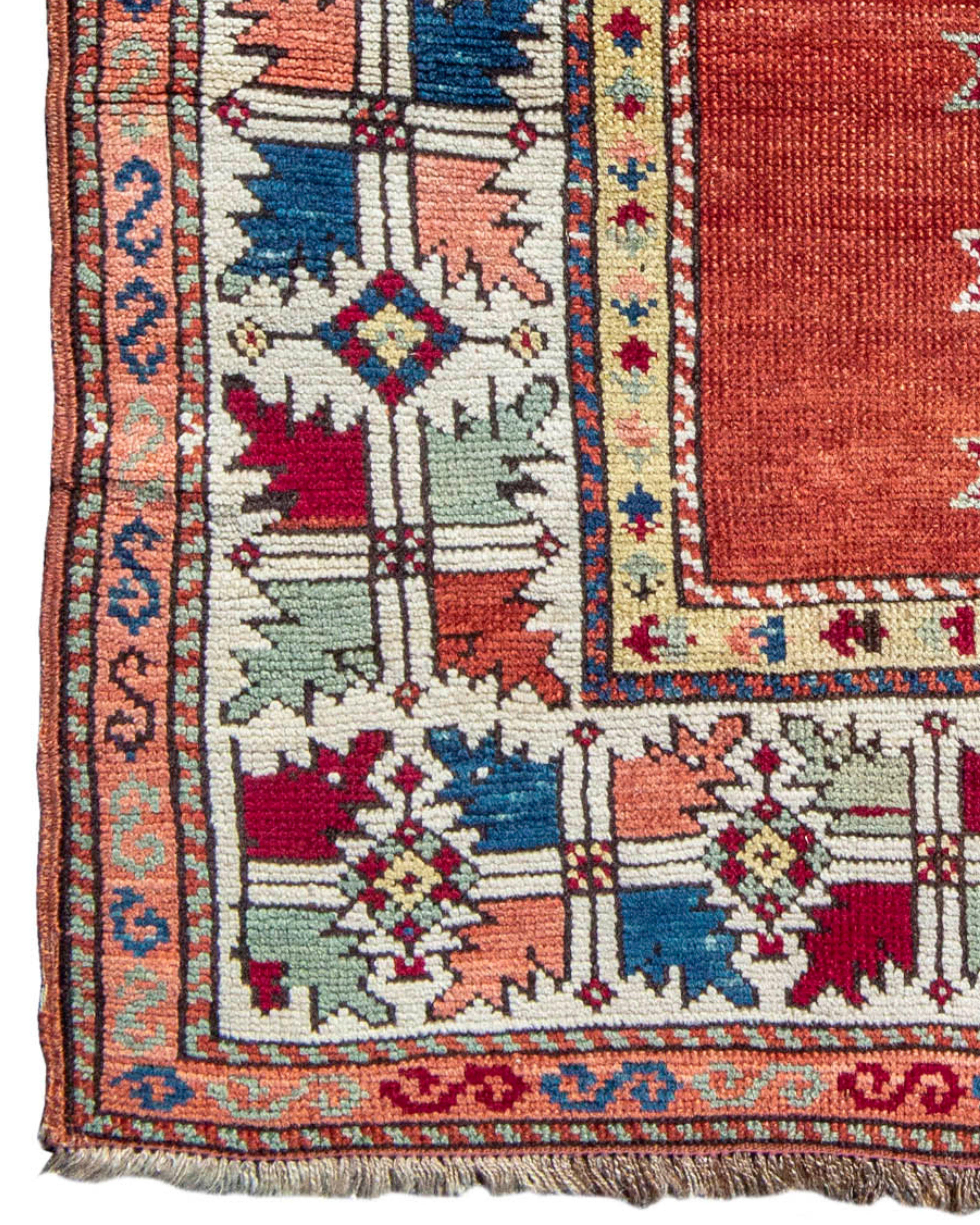 Antique Bergama Prayer Rug, 19th Century In Good Condition For Sale In San Francisco, CA