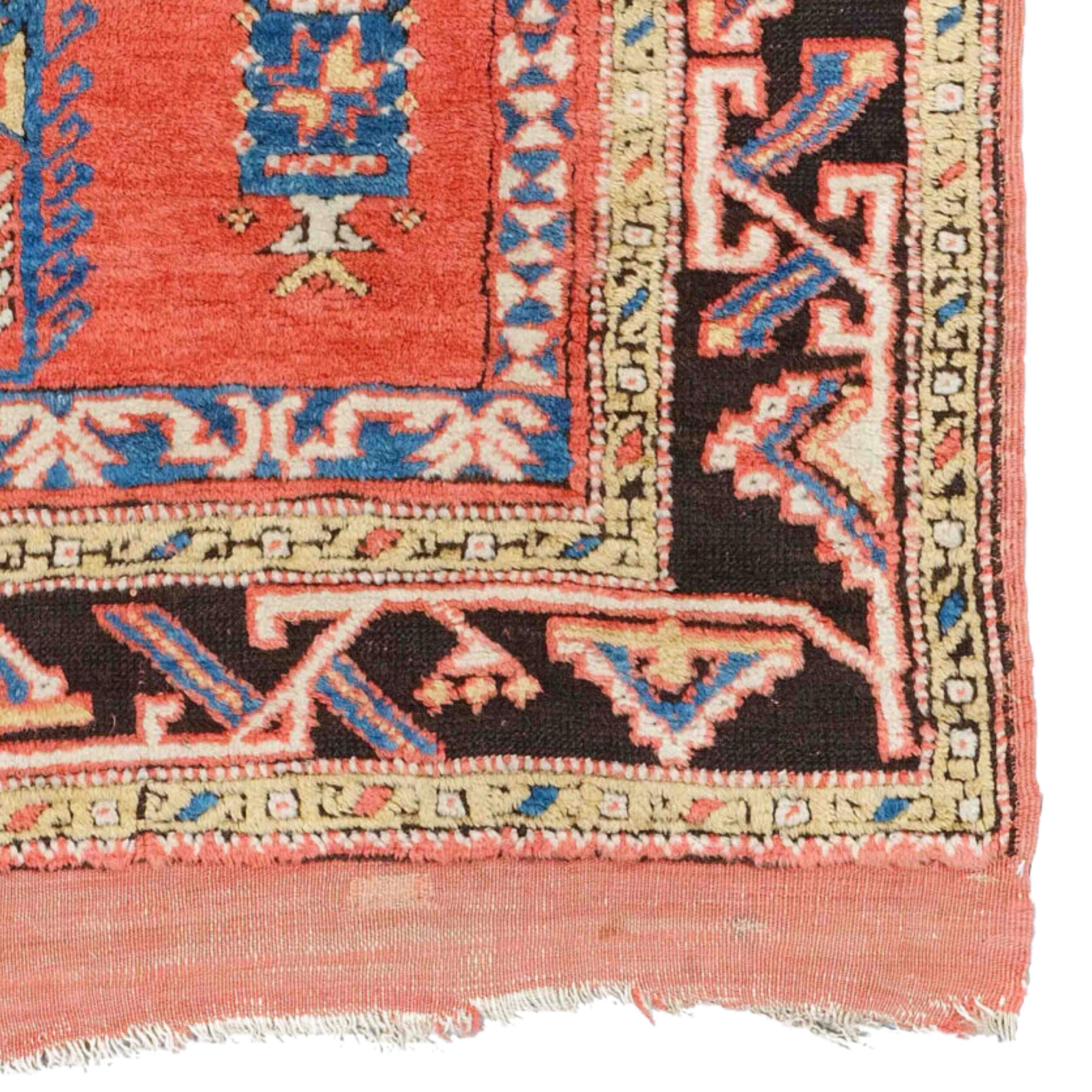 Wool Antique Bergama Rug - Early 19th Century Anatolian Prayer Bergama Rug For Sale