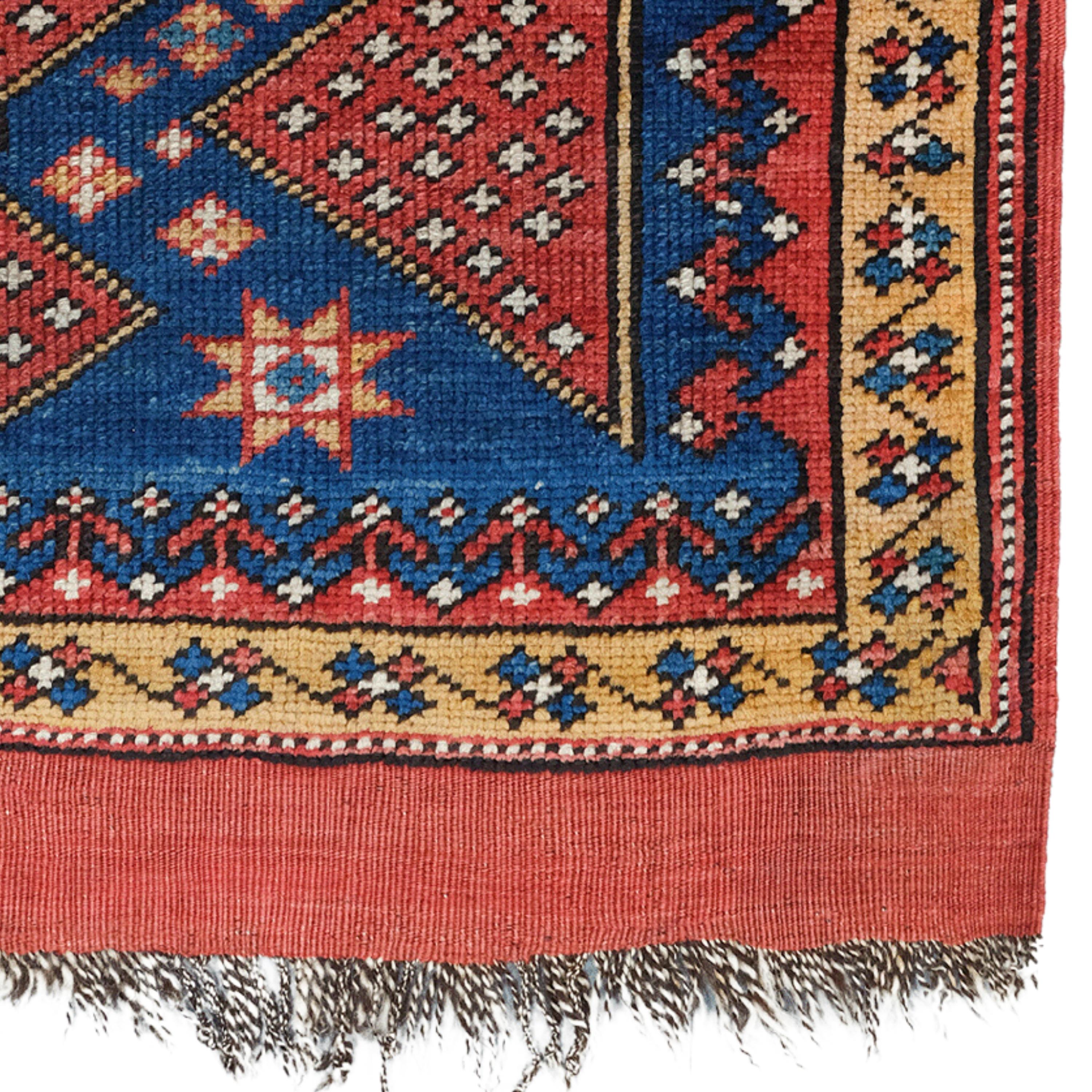 Wool Antique Bergama Rug - Middle of the 19th Century Anatolian Bergama Rug For Sale