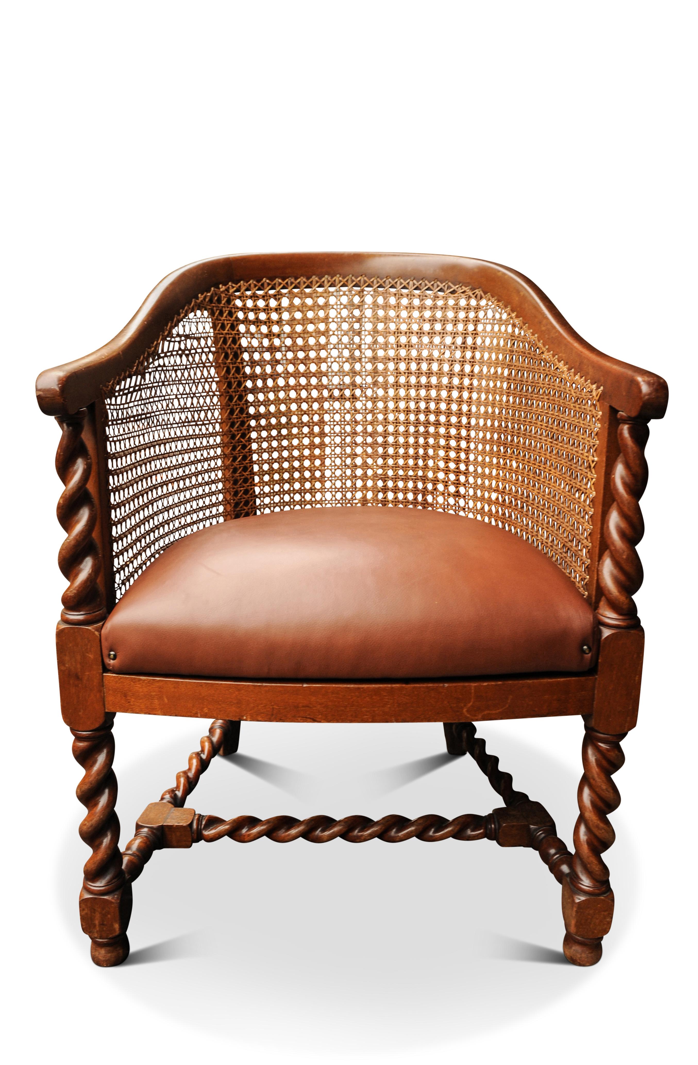 Bergère fauteuil de bibliothèque d'antiquités Barley Twist avec assise en cuir brun  en vente